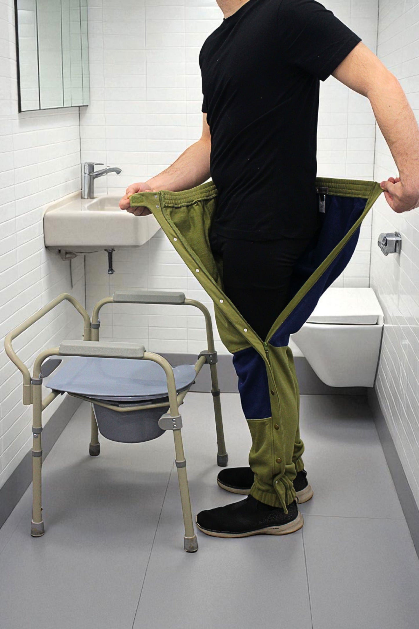 Adaptive Kids Jogger Pants: Adjustable Elastic Waist, Full Side Zipper for Easy Undressing