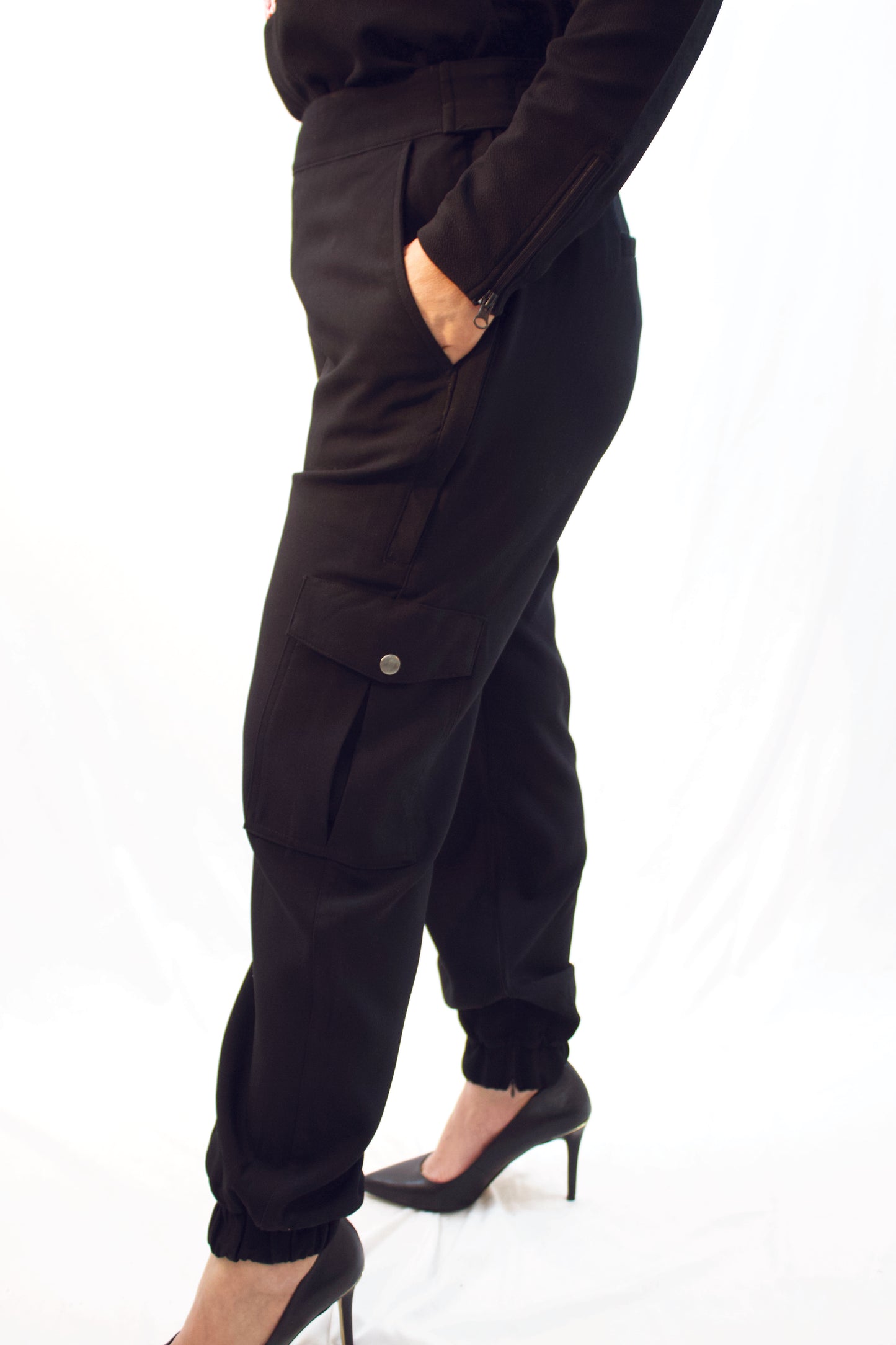 Women's Adaptive Clothing: Stretch Classic Cargo Pocket Pant, Elastic Waistband, Zipper Each Side for Easy Dressing