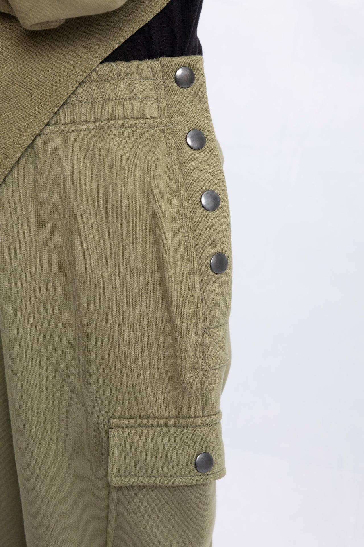 Adaptive Kids Cargo Joggers Pants: Elastic Waist, And Easy-Undressing Side Zipper