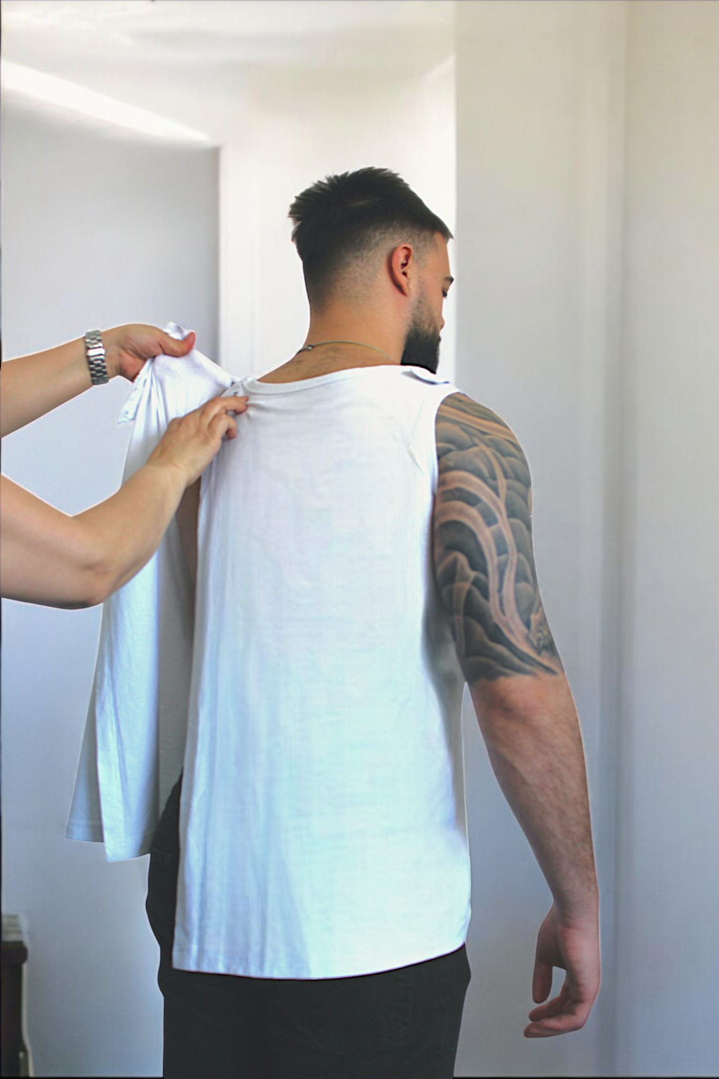 Men’s Adaptive Clothing: Tank Tops with Functional Design and Soft Fabric