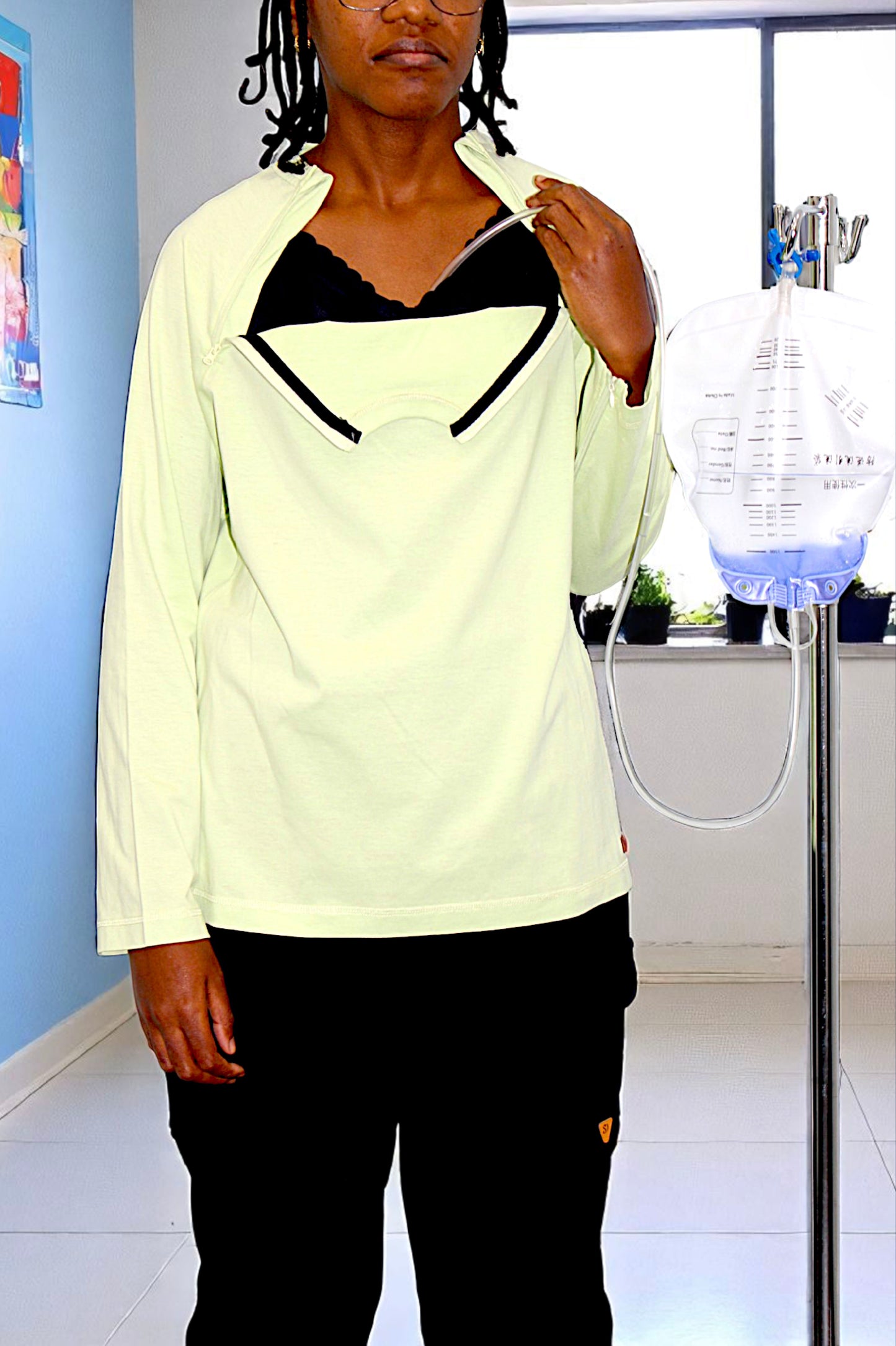 Women's Adaptive Medical Clothing: Comfort and Accessibility Top with Dual Zippers and Invisible Sleeves