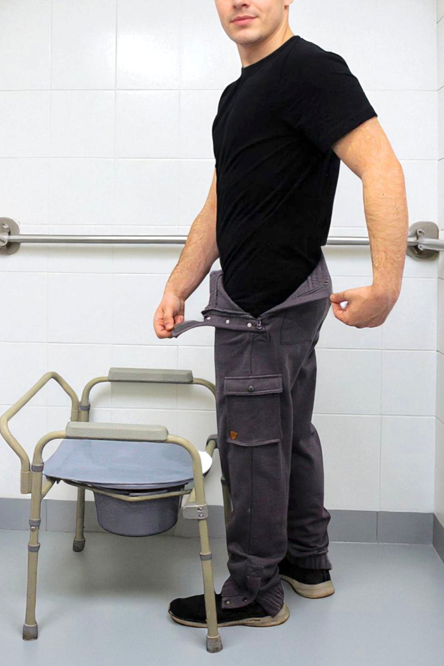 Adaptive Kids Cargo Joggers: Adjustable Elastic Waist & Side Zipper for Easy Undressing