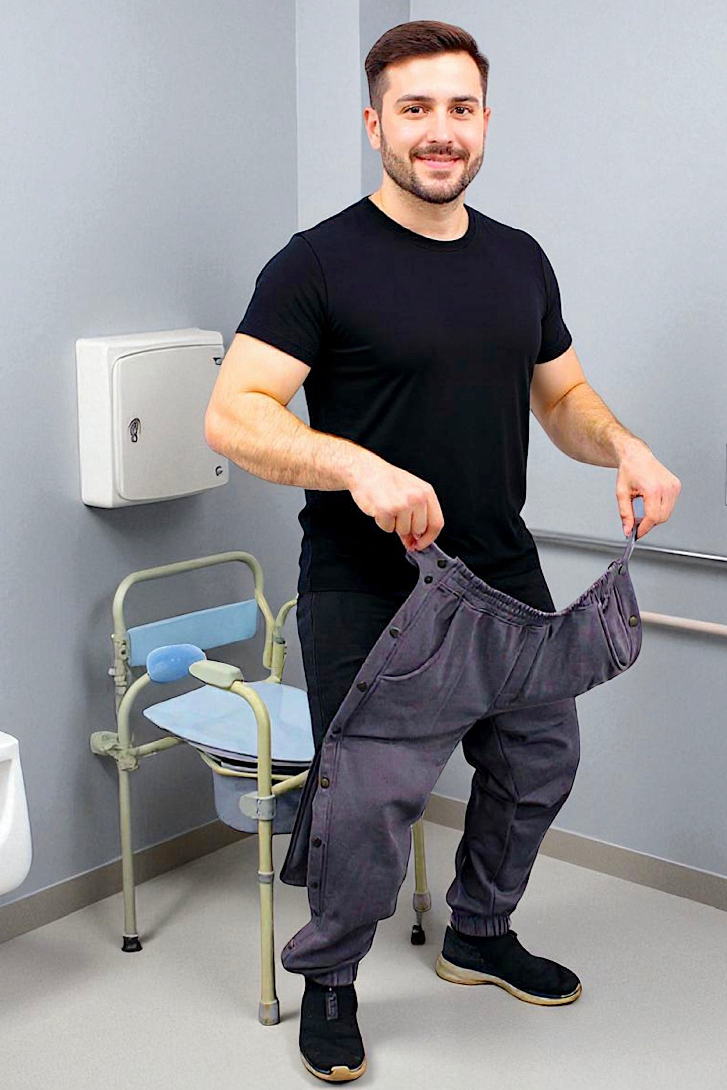 Adaptive Kids Cargo Joggers: Adjustable Elastic Waist & Side Zipper for Easy Undressing