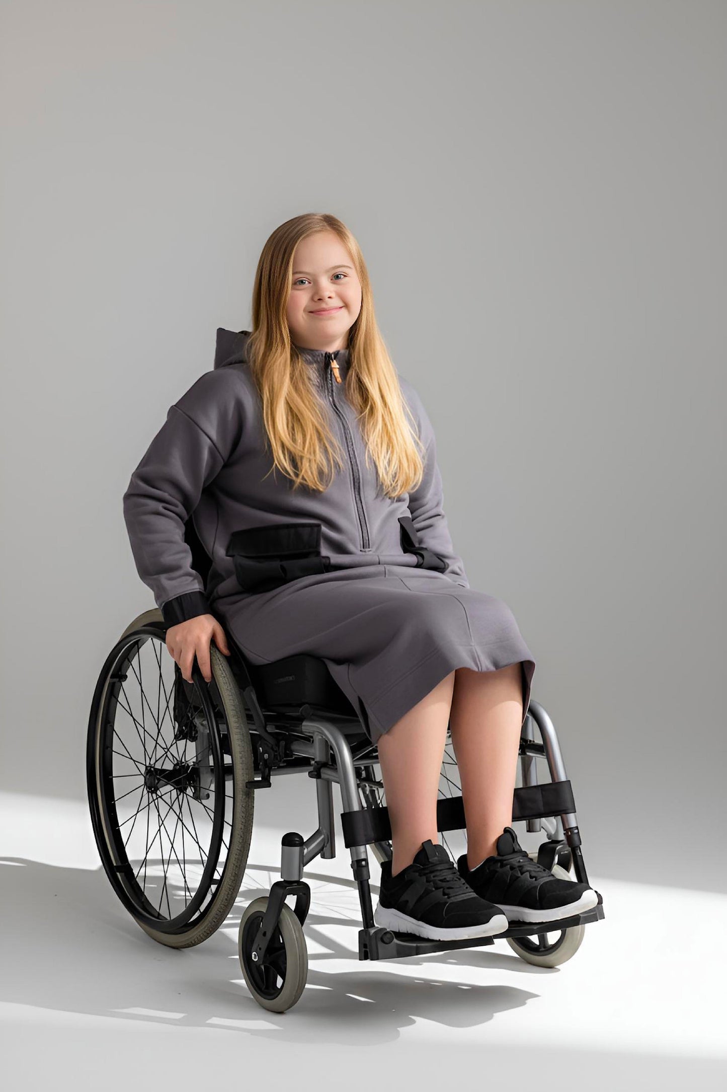 Adaptive Kids Hoodie Dress with Front Zipper & Easy-Undressing Sleeves