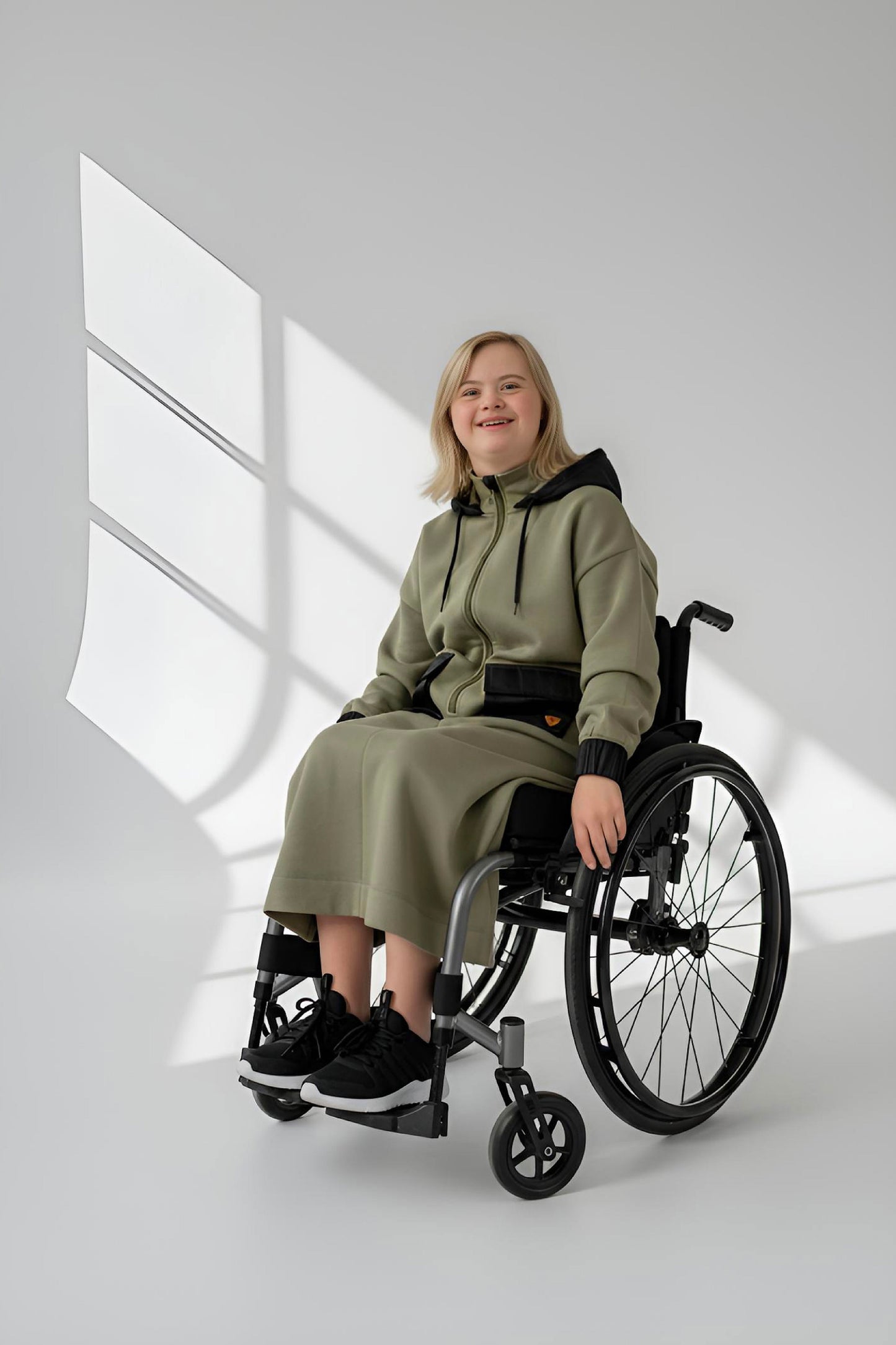 Adaptive Kids Hoodie Dress with Front Zipper & Easy-Undressing Sleeves