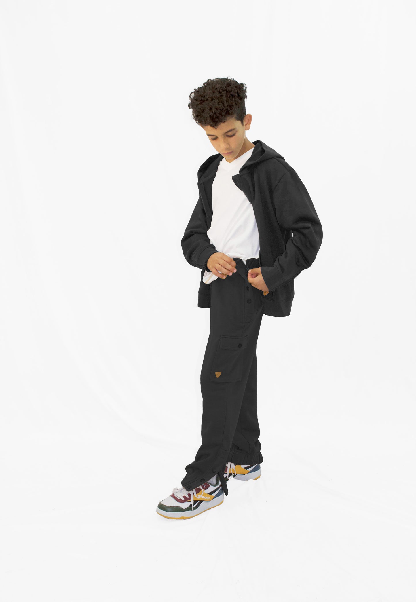 Adaptive Kids Cargo Joggers: Adjustable Elastic Waist & Side Zipper for Easy Undressing