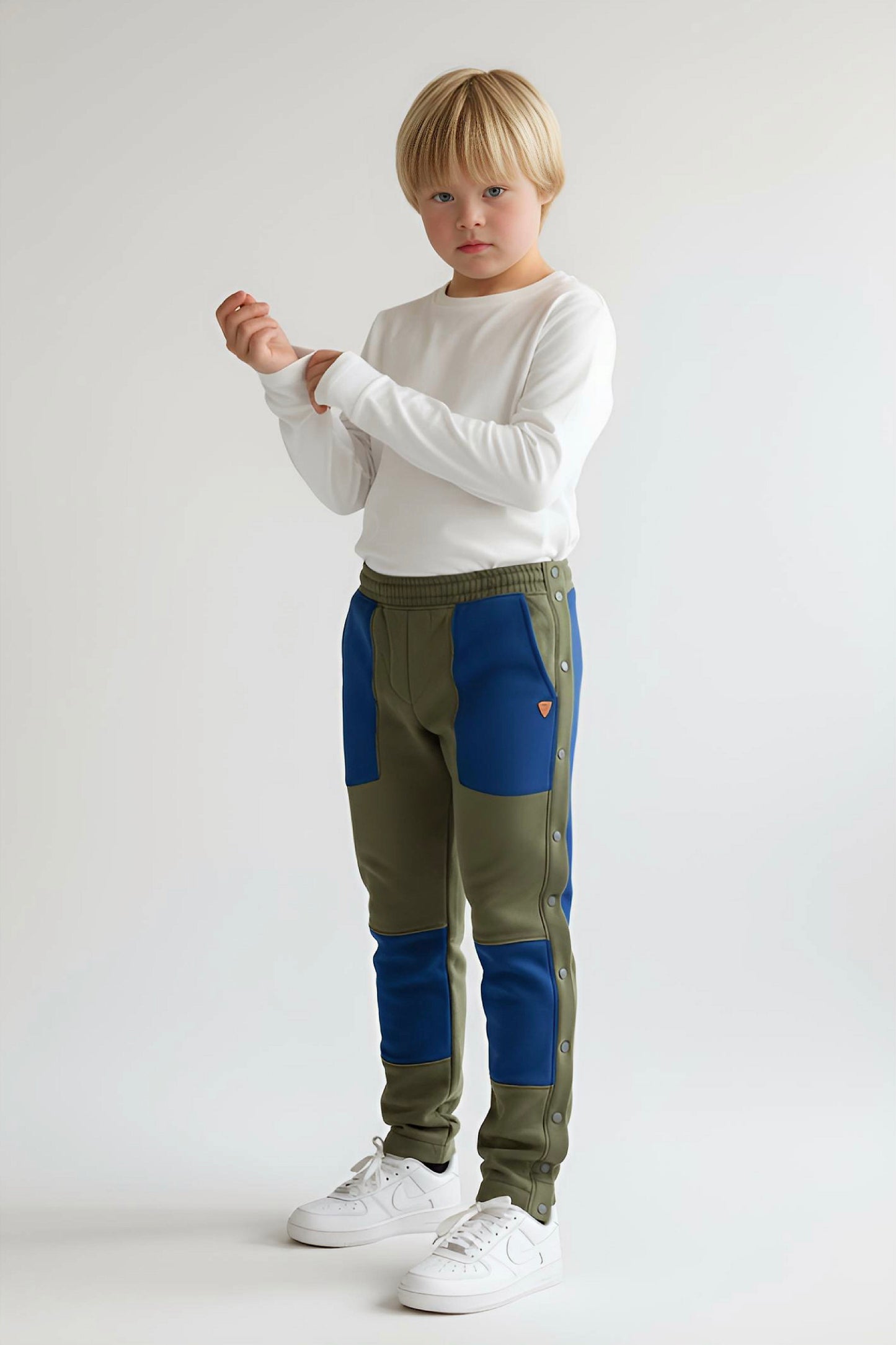 Adaptive Kids Jogger Pants: Adjustable Elastic Waist, Full Side Zipper for Easy Undressing
