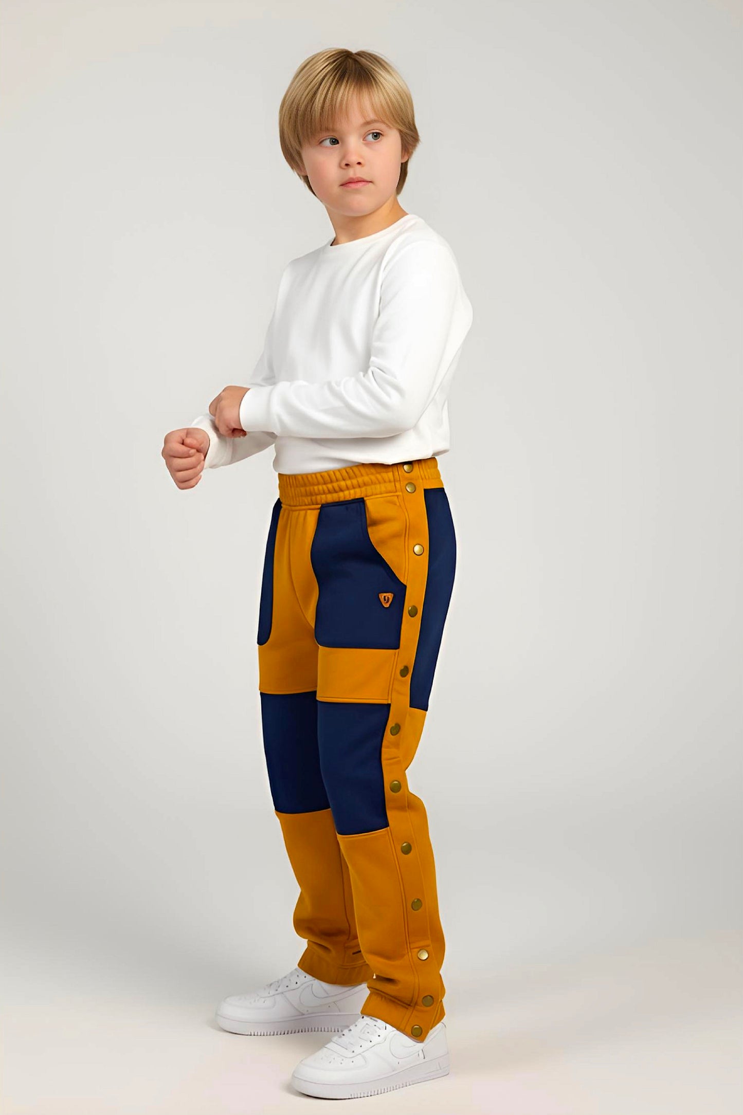 Adaptive Kids Jogger Pants: Adjustable Elastic Waist, Full Side Zipper for Easy Undressing