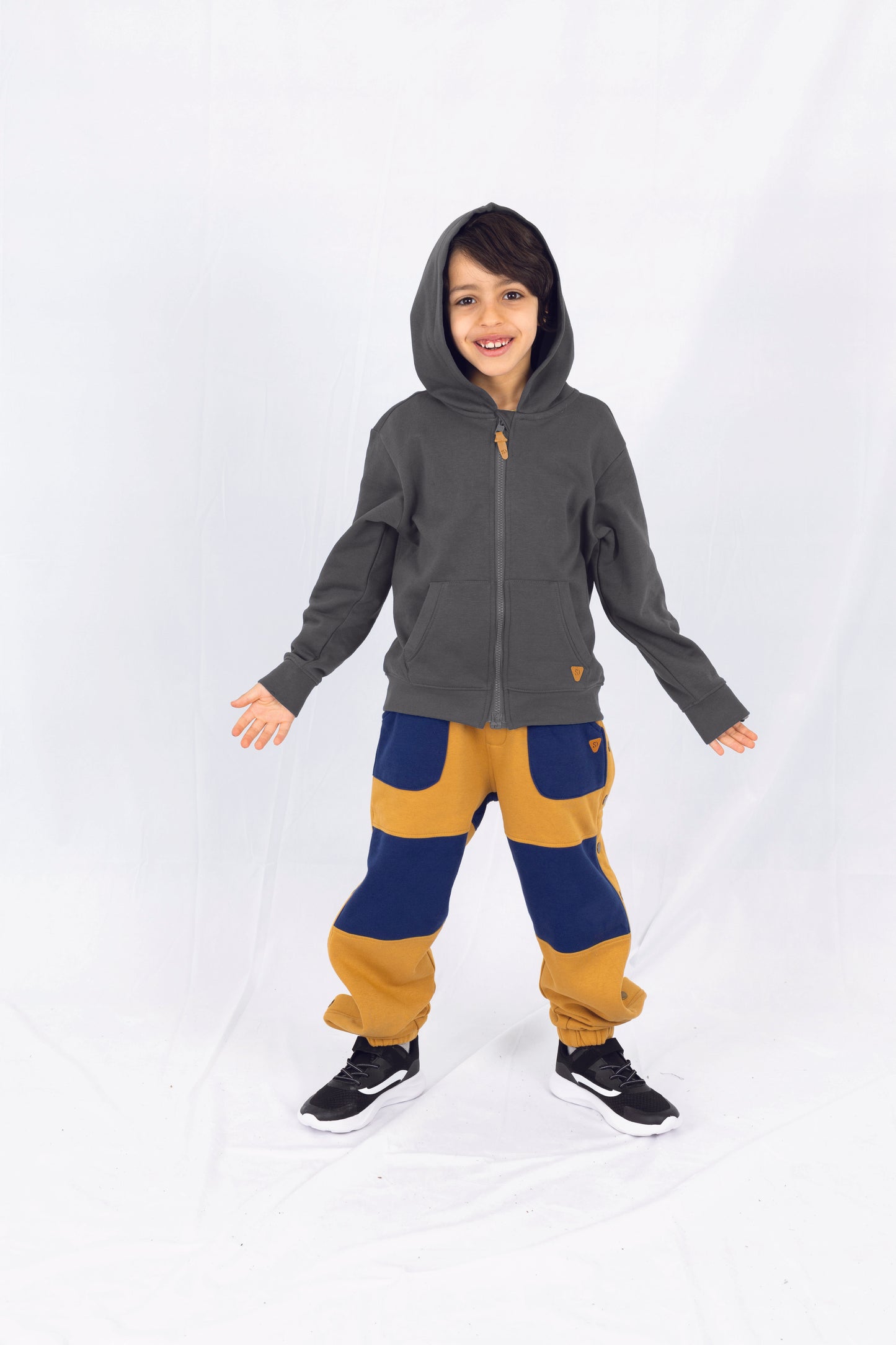 Adaptive Kids Hoodie: Front Magnetic Zipper and Easy-Undressing Sleeves