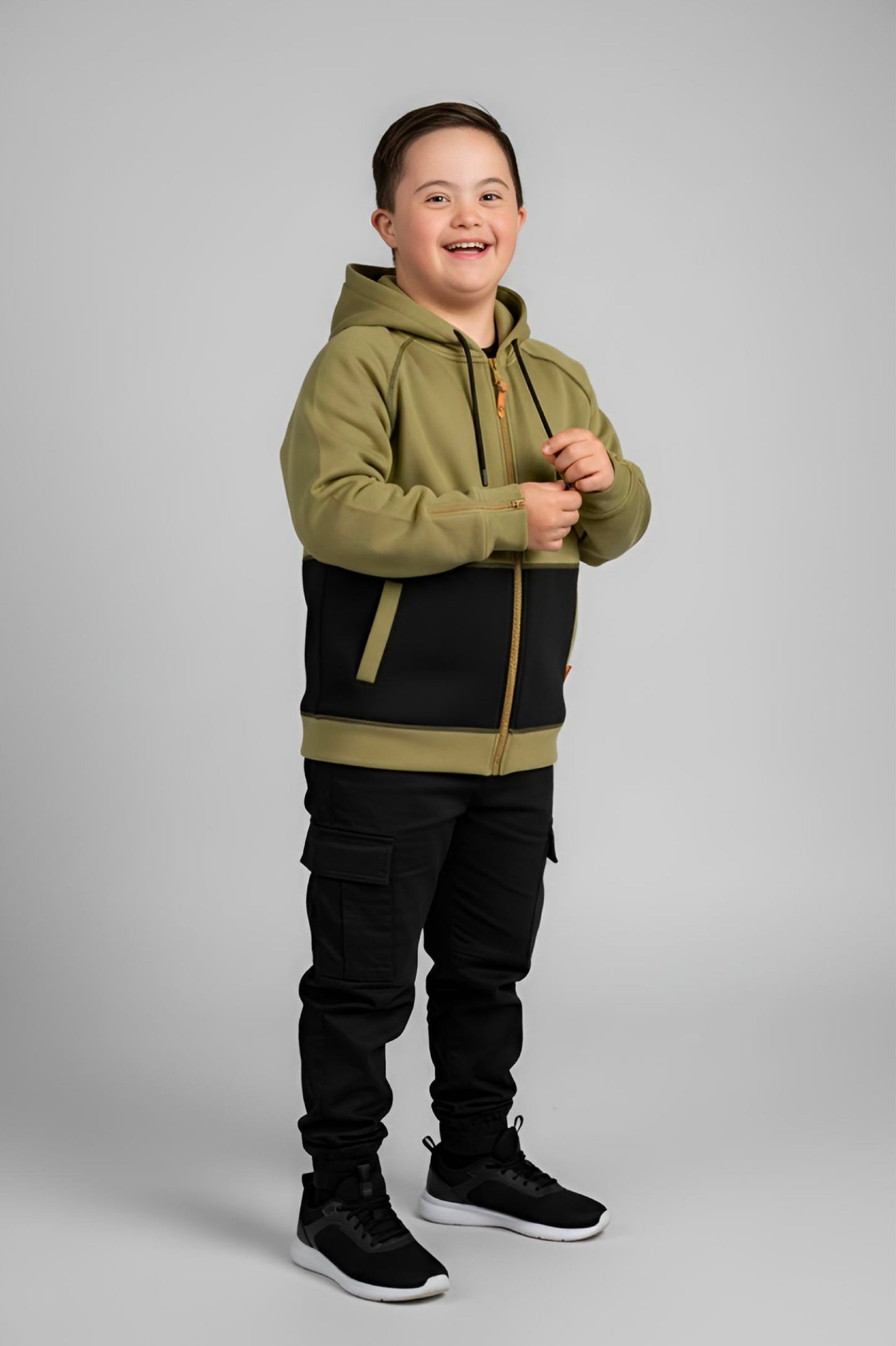 Adaptive Kids Hoodie with Magnetic Zipper & Easy-Undress Sleeves