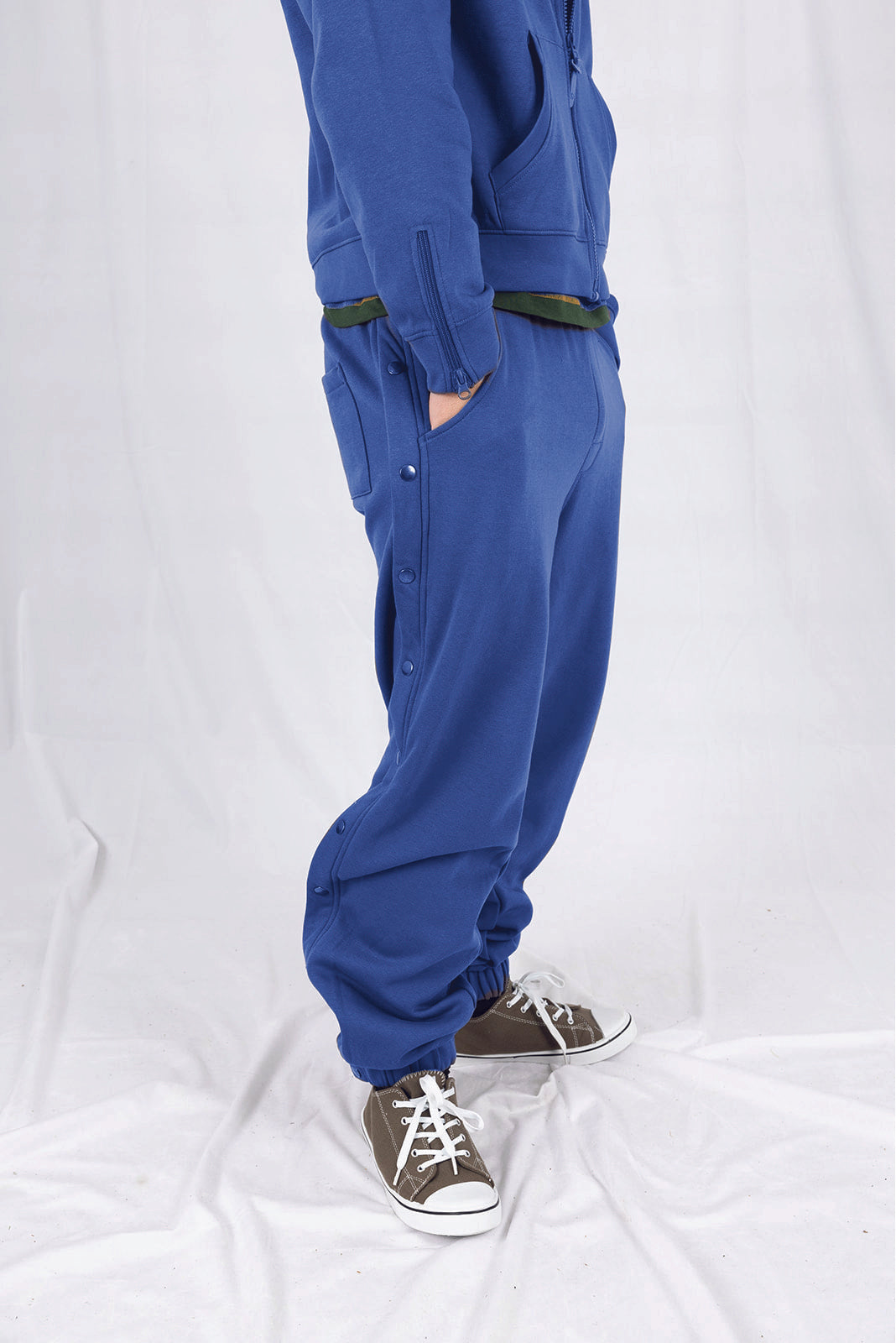 Adaptive Kids Jogger Sweatpants, Adjustable Elastic waist, Full Side Zipper for Easy Undressing