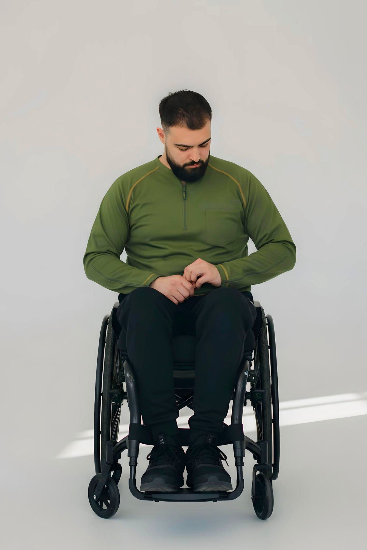 Men’s Adaptive Clothing Long Ragland Sleeve Soft Style Cotton Crow Neck Top, Half Zipper Front, Ragland Sleeve Zipper Easy Undressing