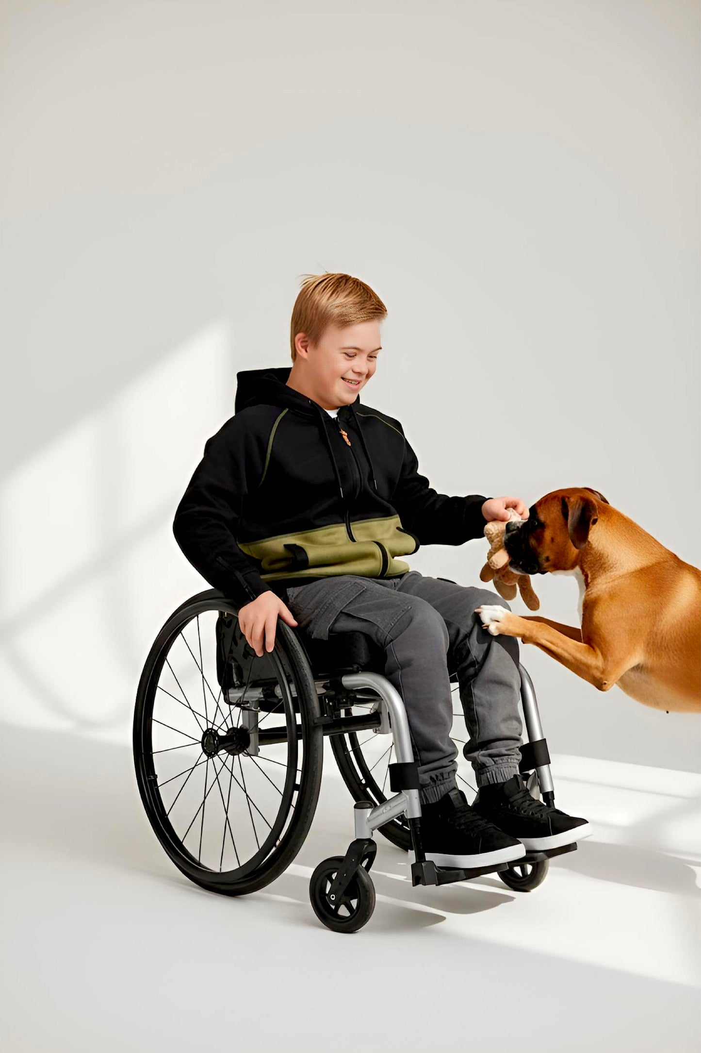 Adaptive Kids Hoodie with Magnetic Zipper & Easy-Undress Sleeves