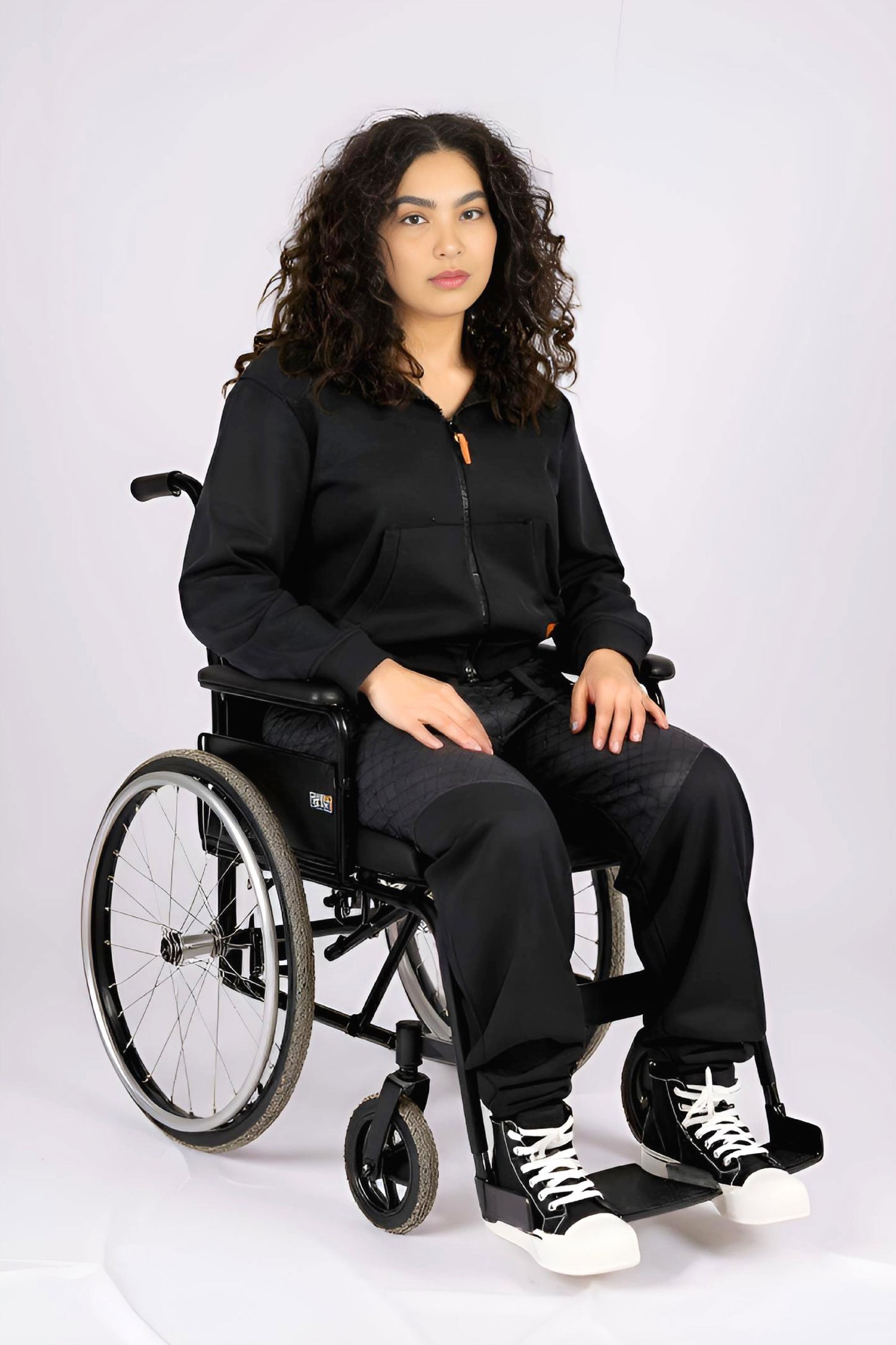 Adaptive Kids Hoodie: Front Magnetic Zipper and Easy-Undressing Sleeves