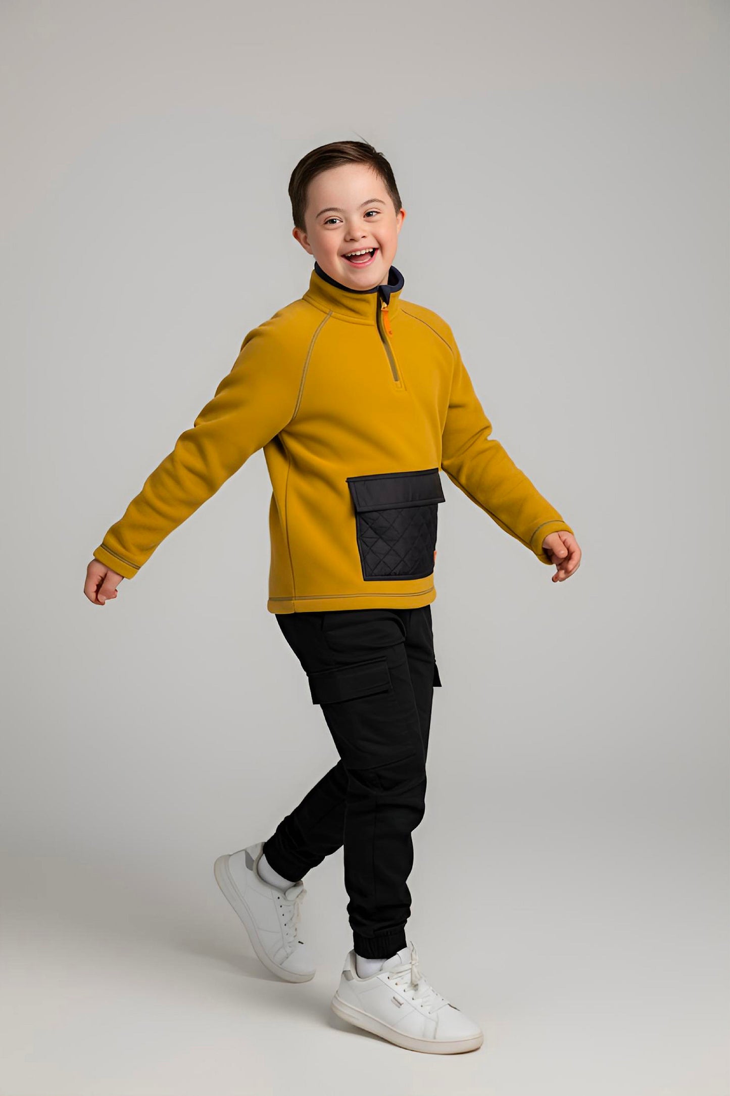 Adaptive Kids Pullover: Front Zipper, Cargo Pocket, Easy-Undressing Sleeves