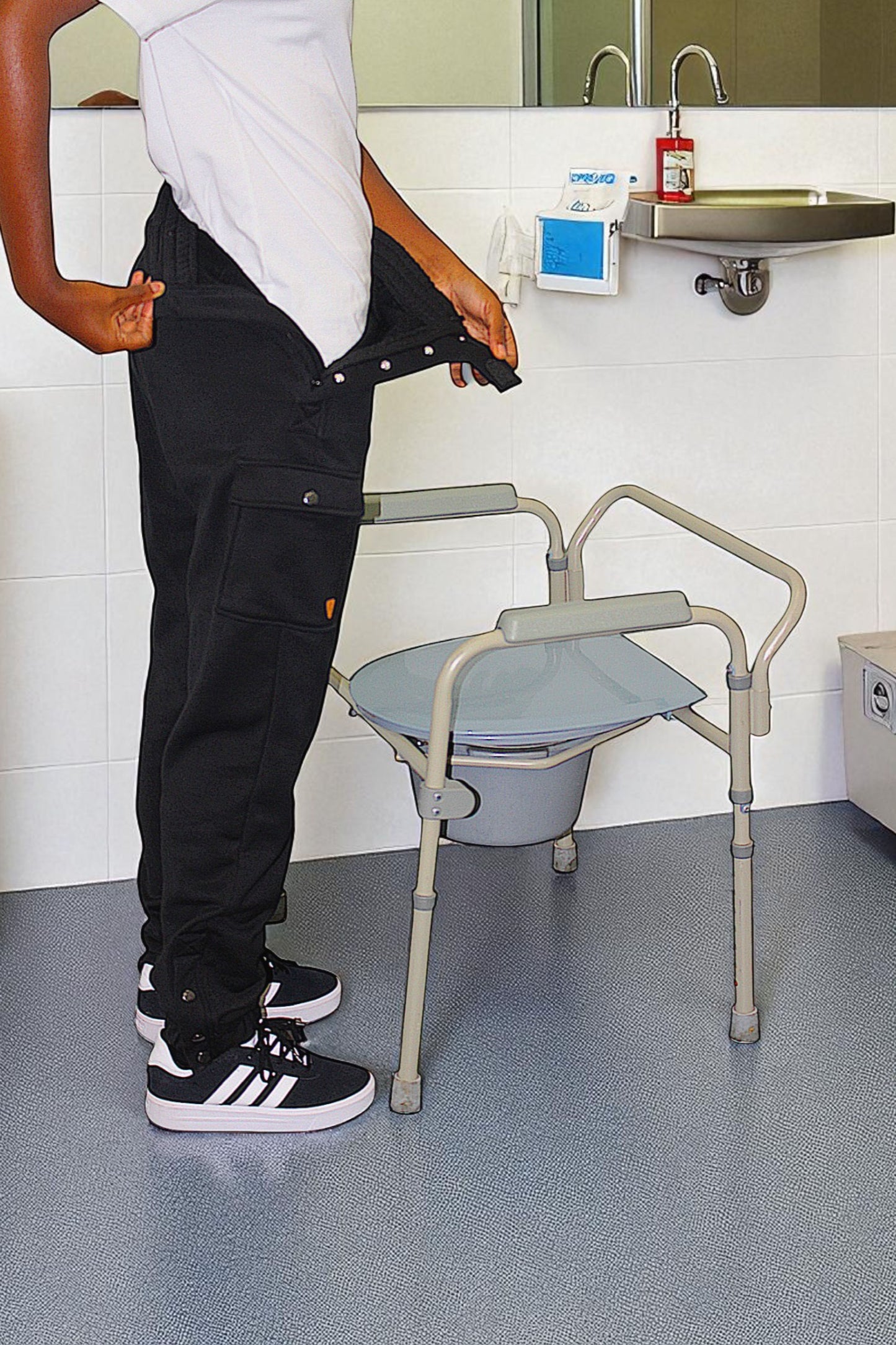 Adaptive Kids Cargo Joggers Pants: Elastic Waist, And Easy-Undressing Side Zipper