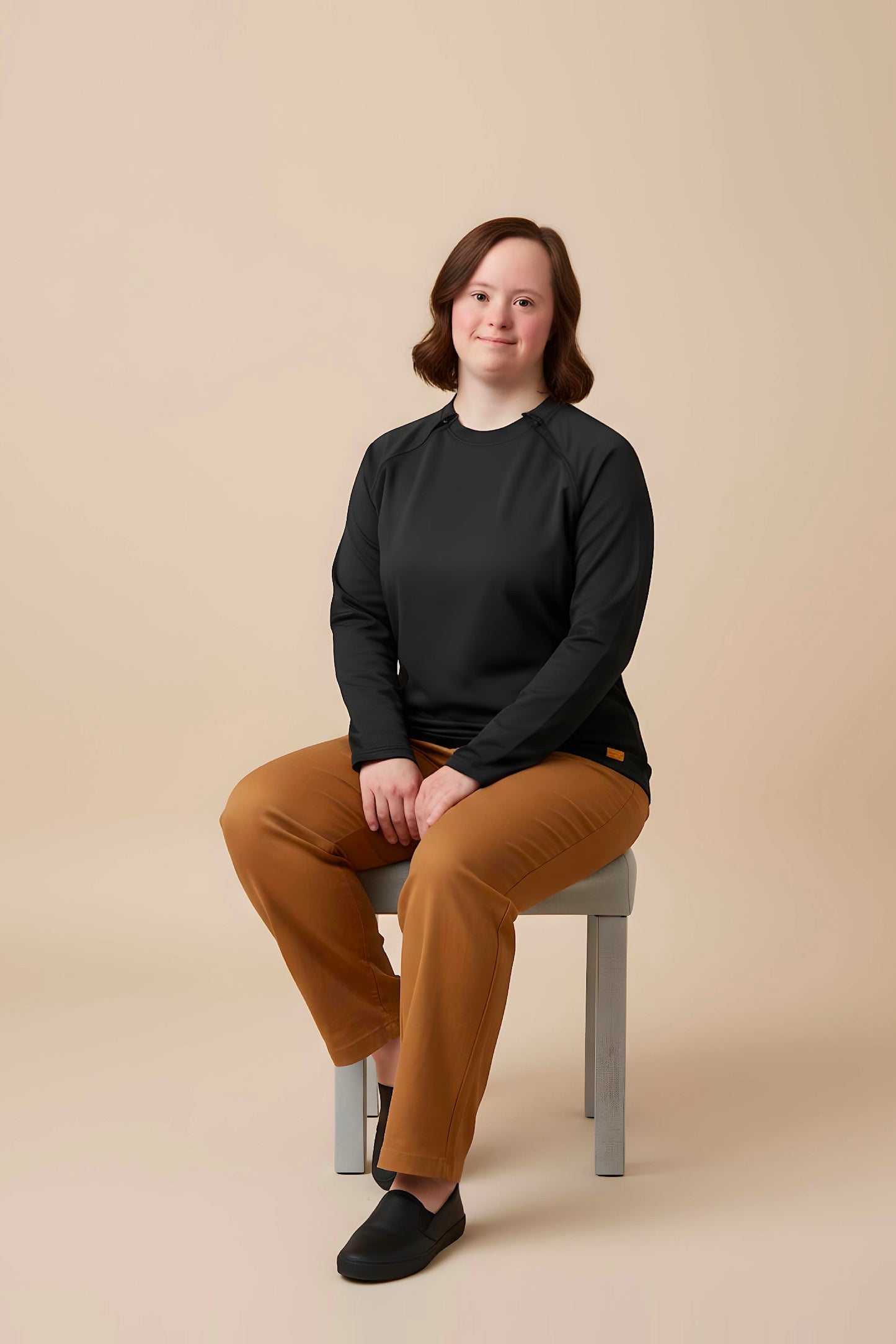 Women's Adaptive Medical Clothing: Comfort and Accessibility Top with Dual Zippers and Invisible Sleeves