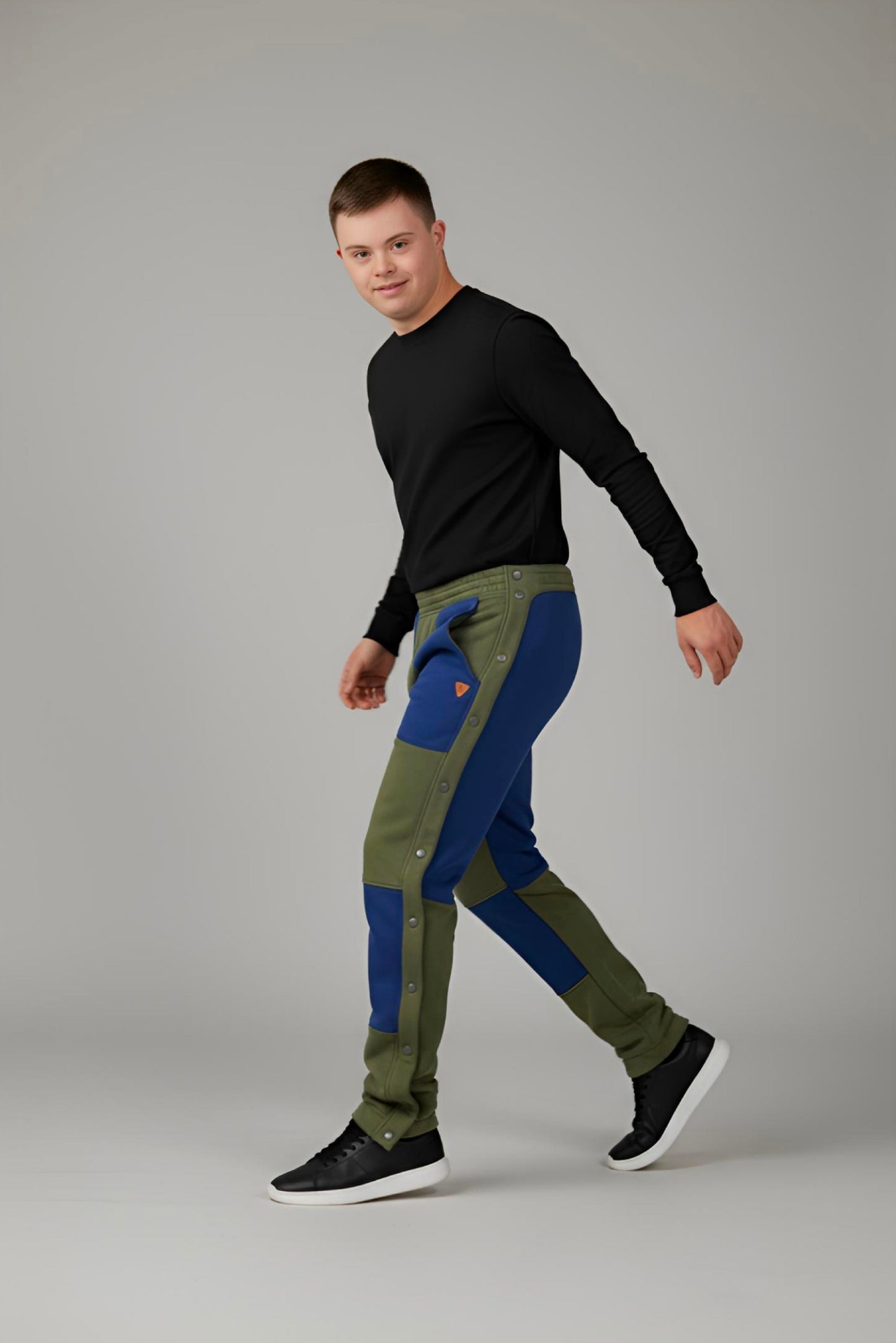 Adaptive Kids Jogger Pants: Adjustable Elastic Waist, Full Side Zipper for Easy Undressing