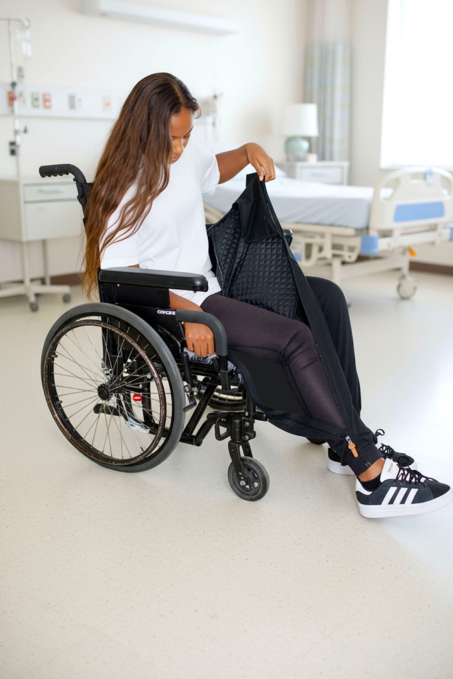 Adaptive Kids Pants with Elastic Waist & Full Side Zipper for Easy Undressing