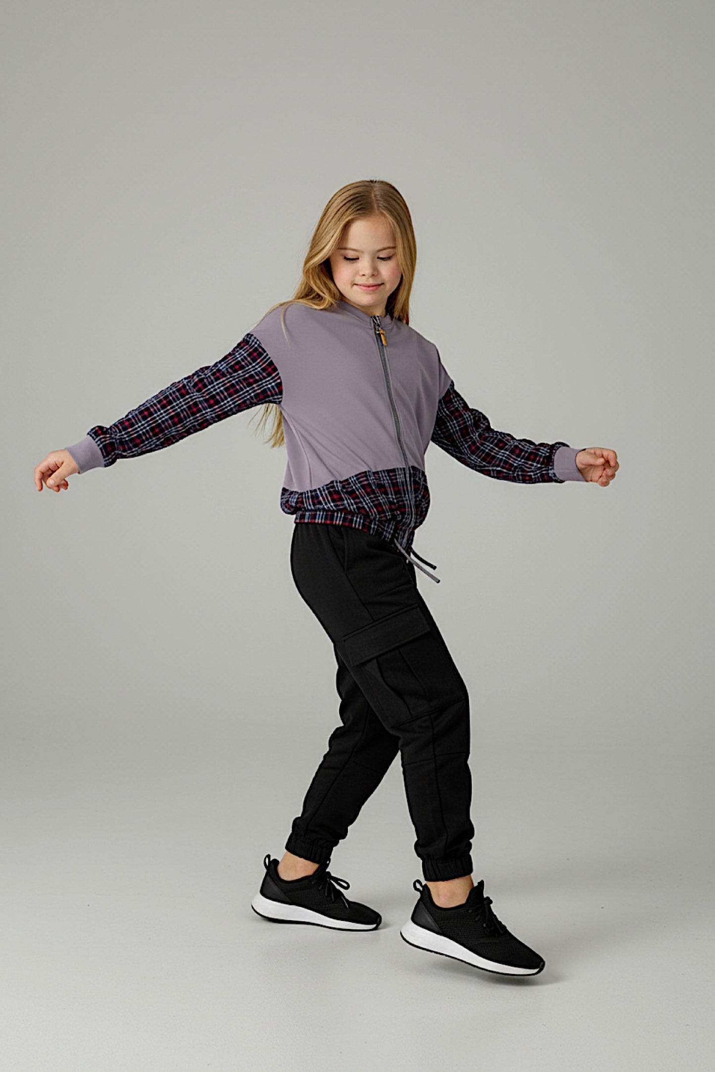 Adaptive Kids Sweatshirt: Magnetic Zipper, Easy-Undressing Sleeves