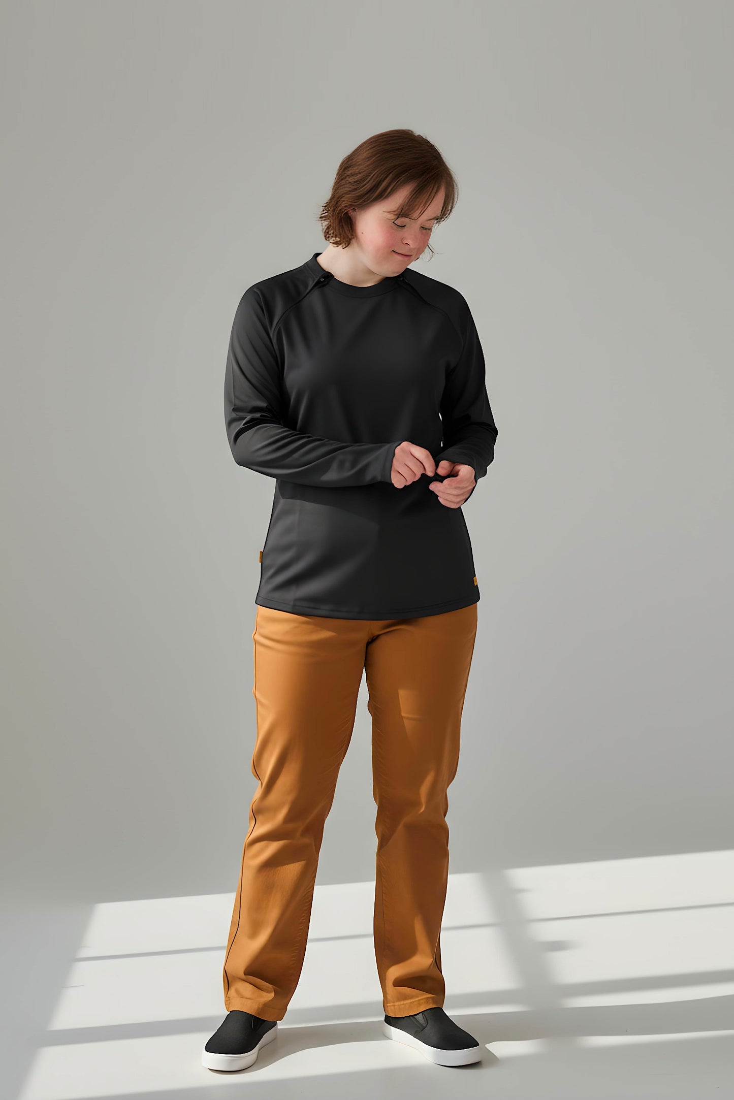 Women's Adaptive Medical Clothing: Comfort and Accessibility Top with Dual Zippers and Invisible Sleeves