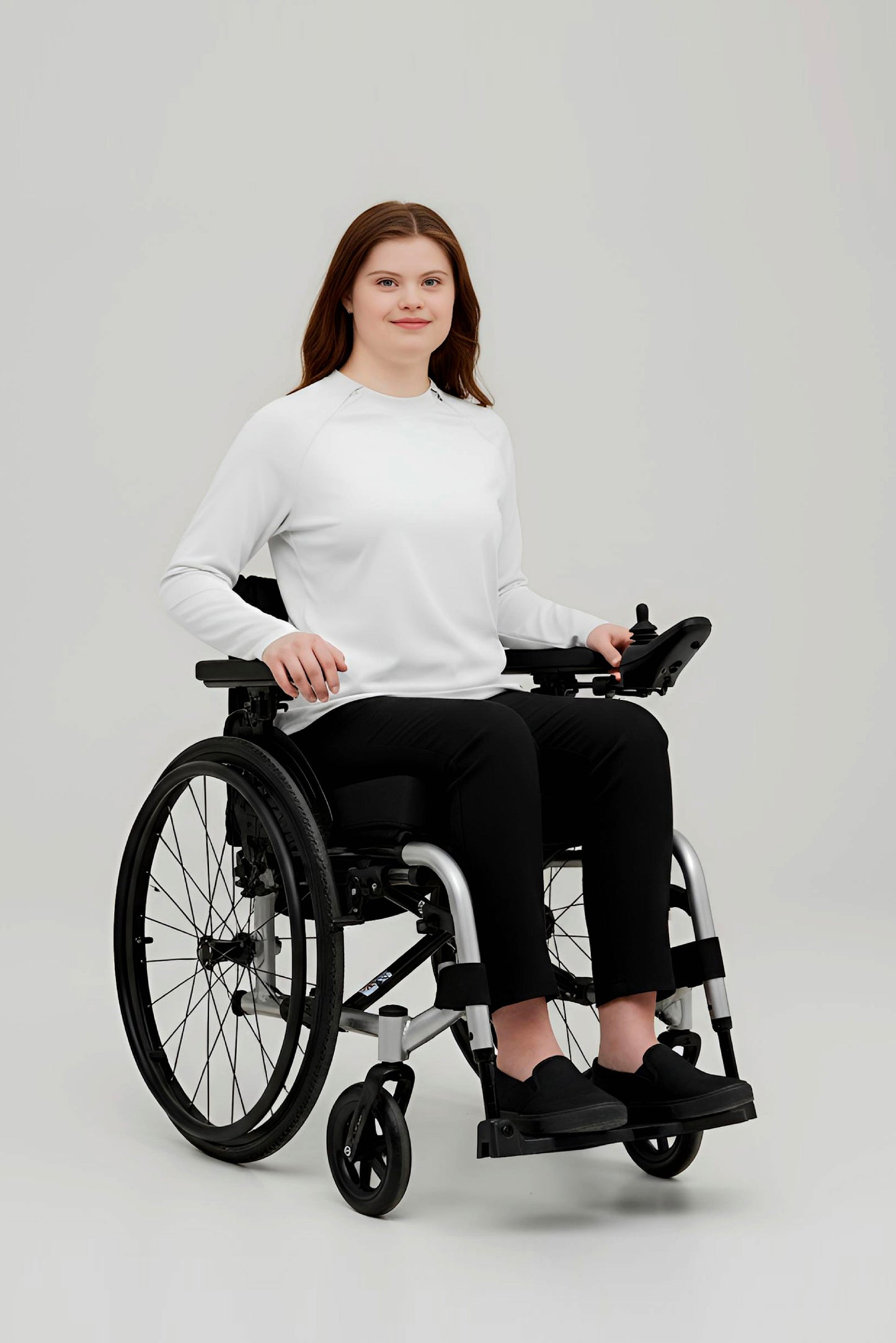 Women's Adaptive Medical Clothing: Comfort and Accessibility Top with Dual Zippers and Invisible Sleeves