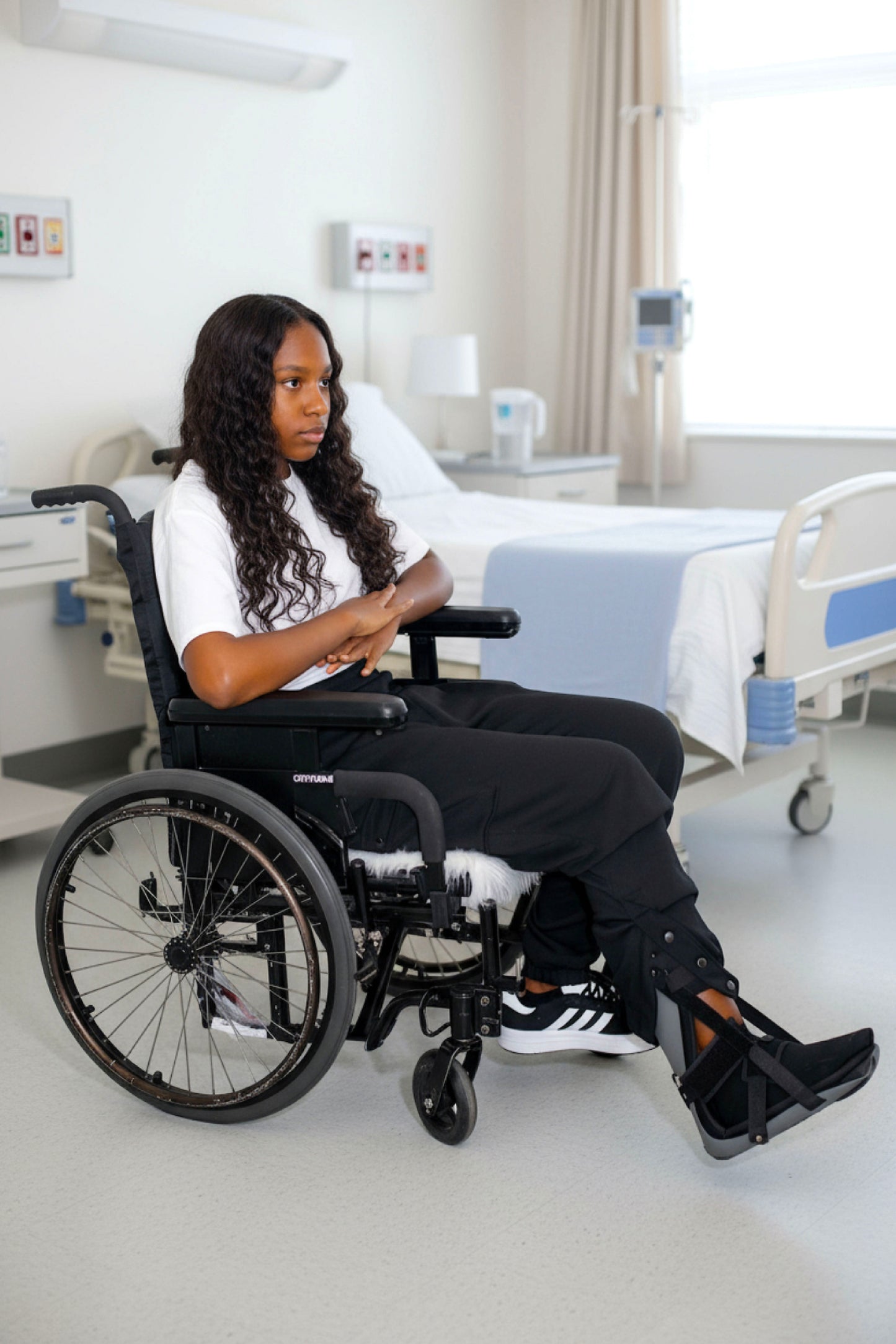 Adaptive Kids Cargo Joggers Pants: Elastic Waist, And Easy-Undressing Side Zipper