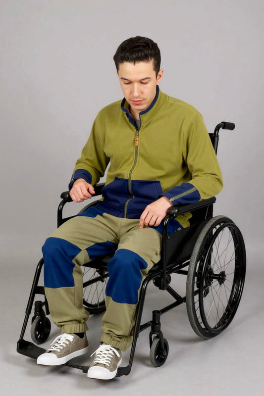 Adaptive Kids Jacket: Front Full Zipper, Cargo Pocket, Easy-Undressing Sleeves
