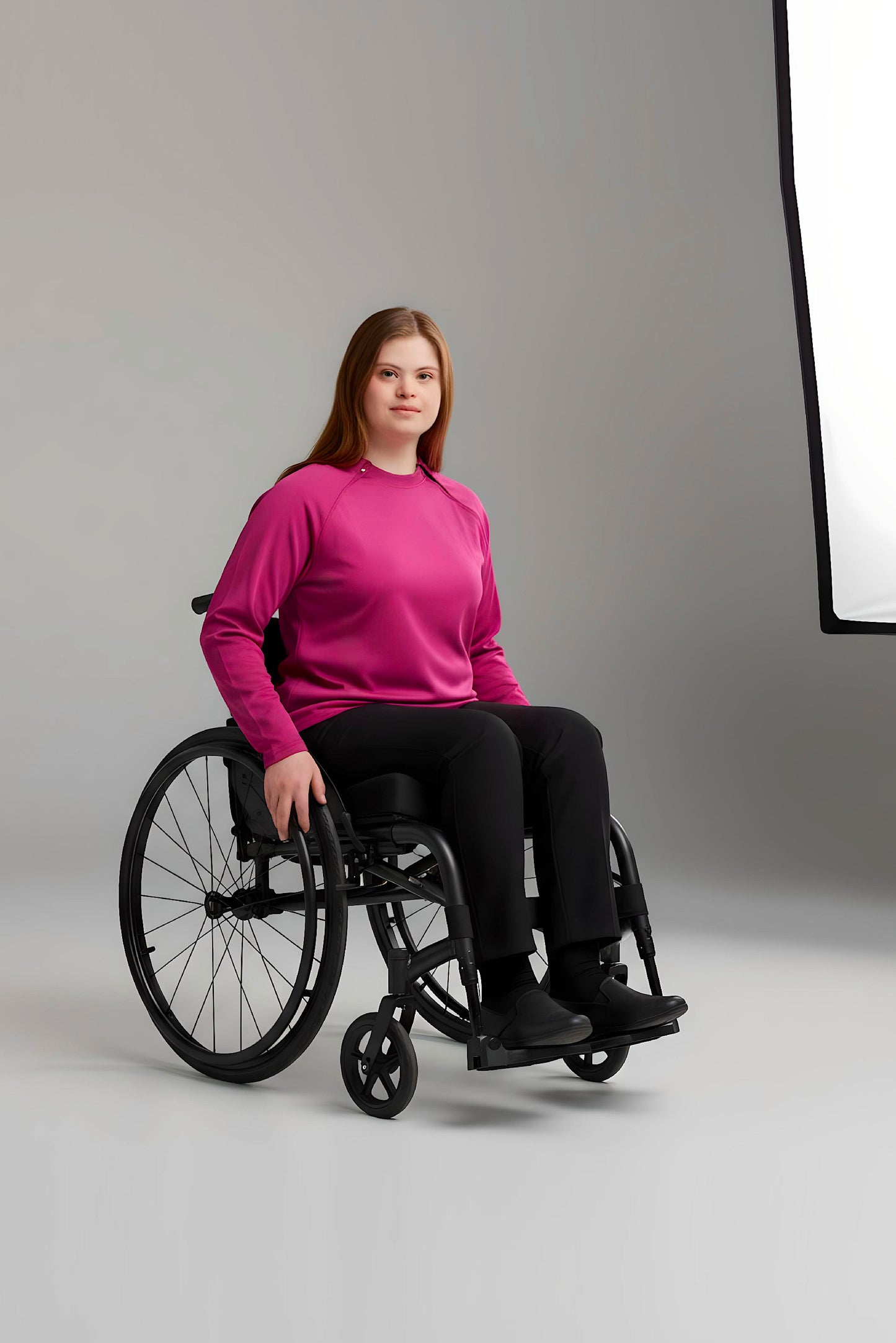 Women's Adaptive Medical Clothing: Comfort and Accessibility Top with Dual Zippers and Invisible Sleeves