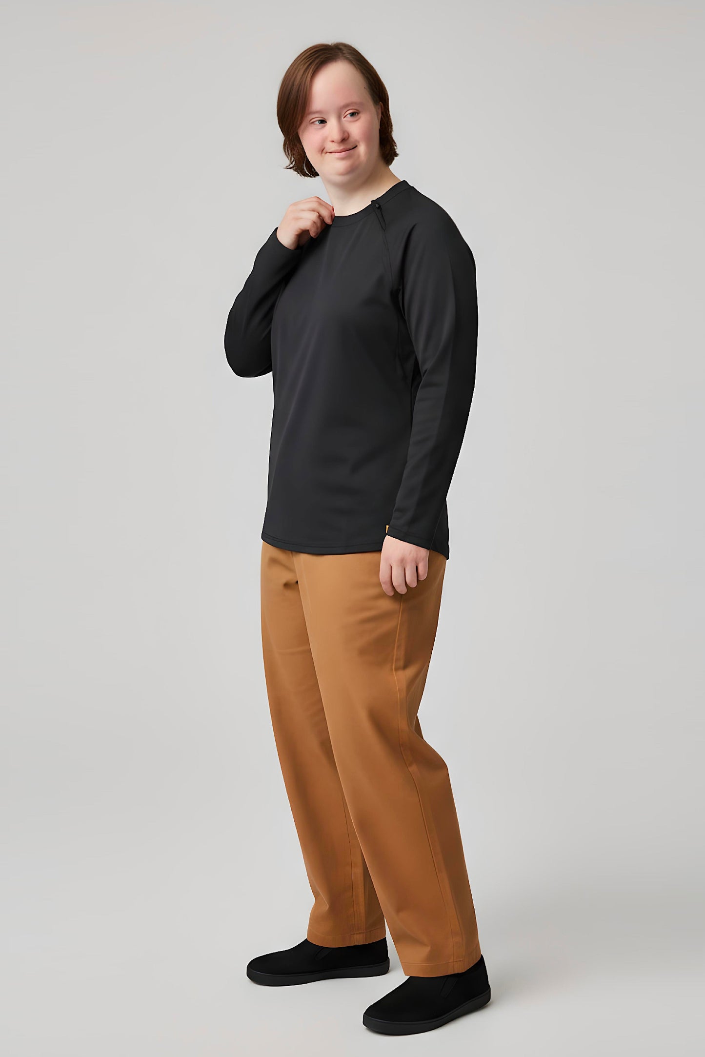 Women's Adaptive Medical Clothing: Comfort and Accessibility Top with Dual Zippers and Invisible Sleeves