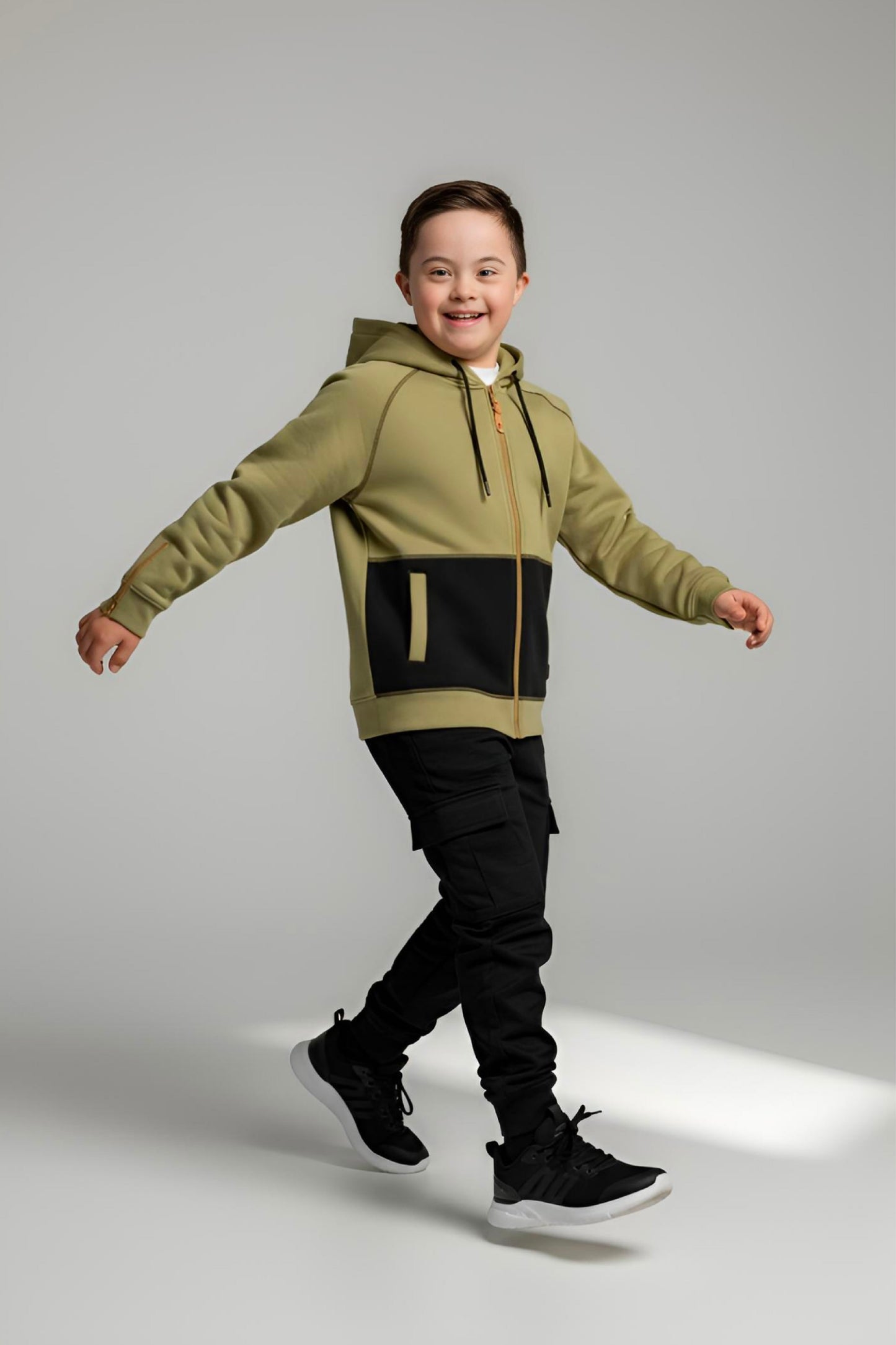 Adaptive Kids Hoodie with Magnetic Zipper & Easy-Undress Sleeves