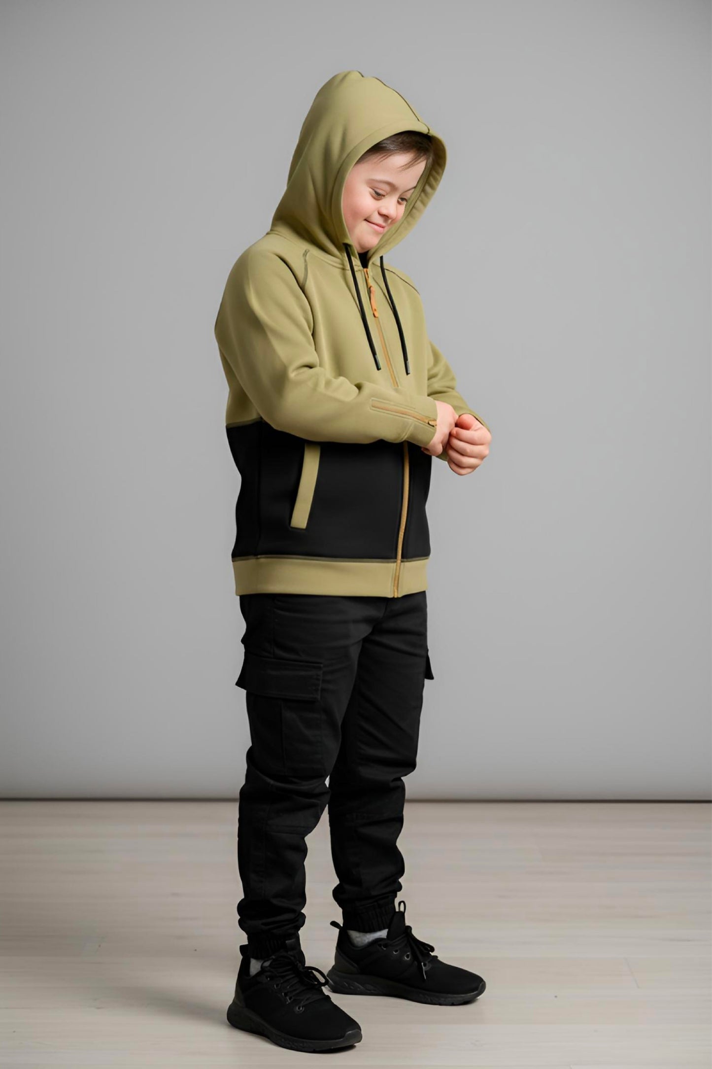 Adaptive Kids Hoodie with Magnetic Zipper & Easy-Undress Sleeves