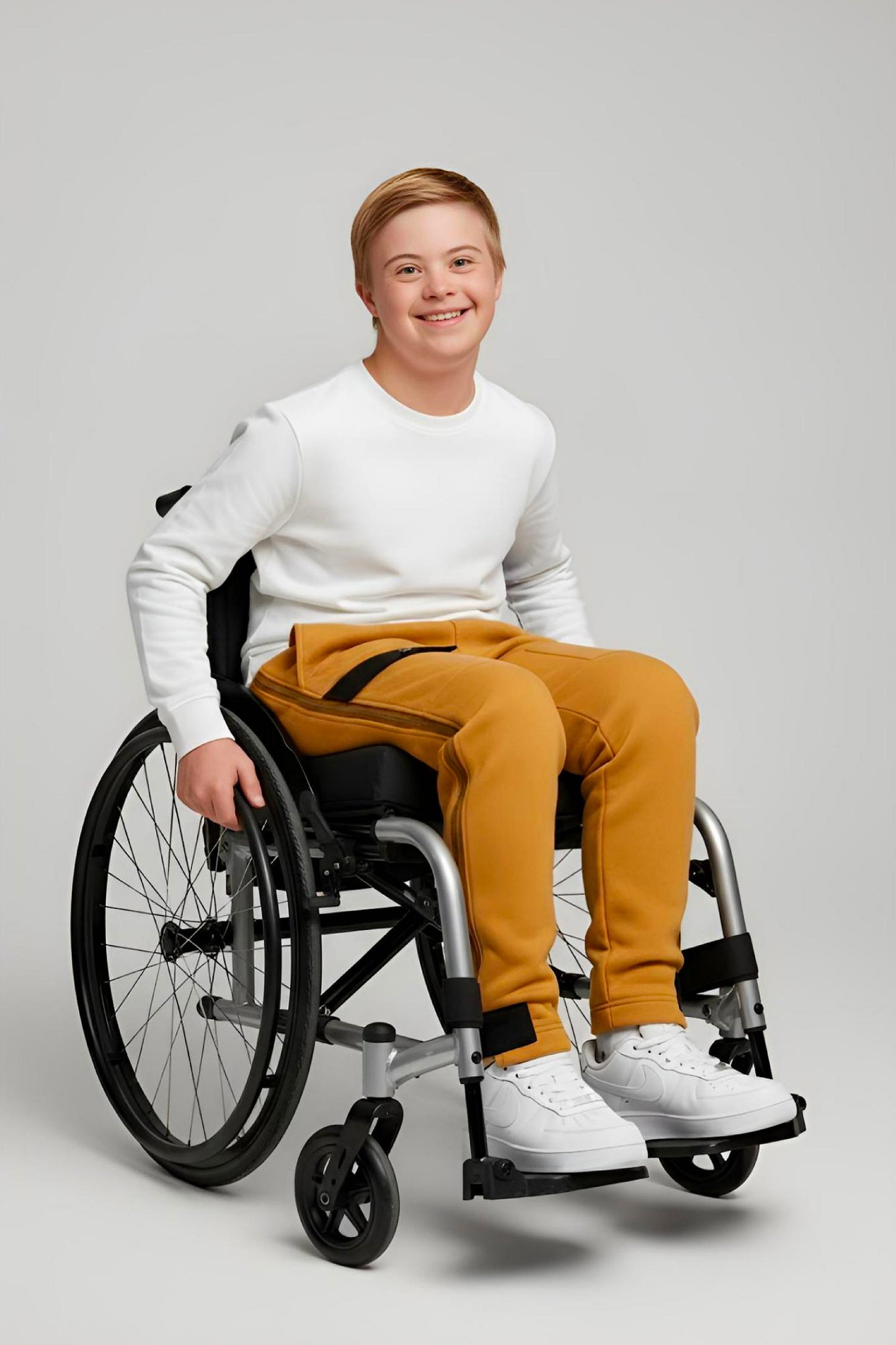 Adaptive Kids Polar Pants: Adjustable Waist, Full Side Zipper for Easy Undressing