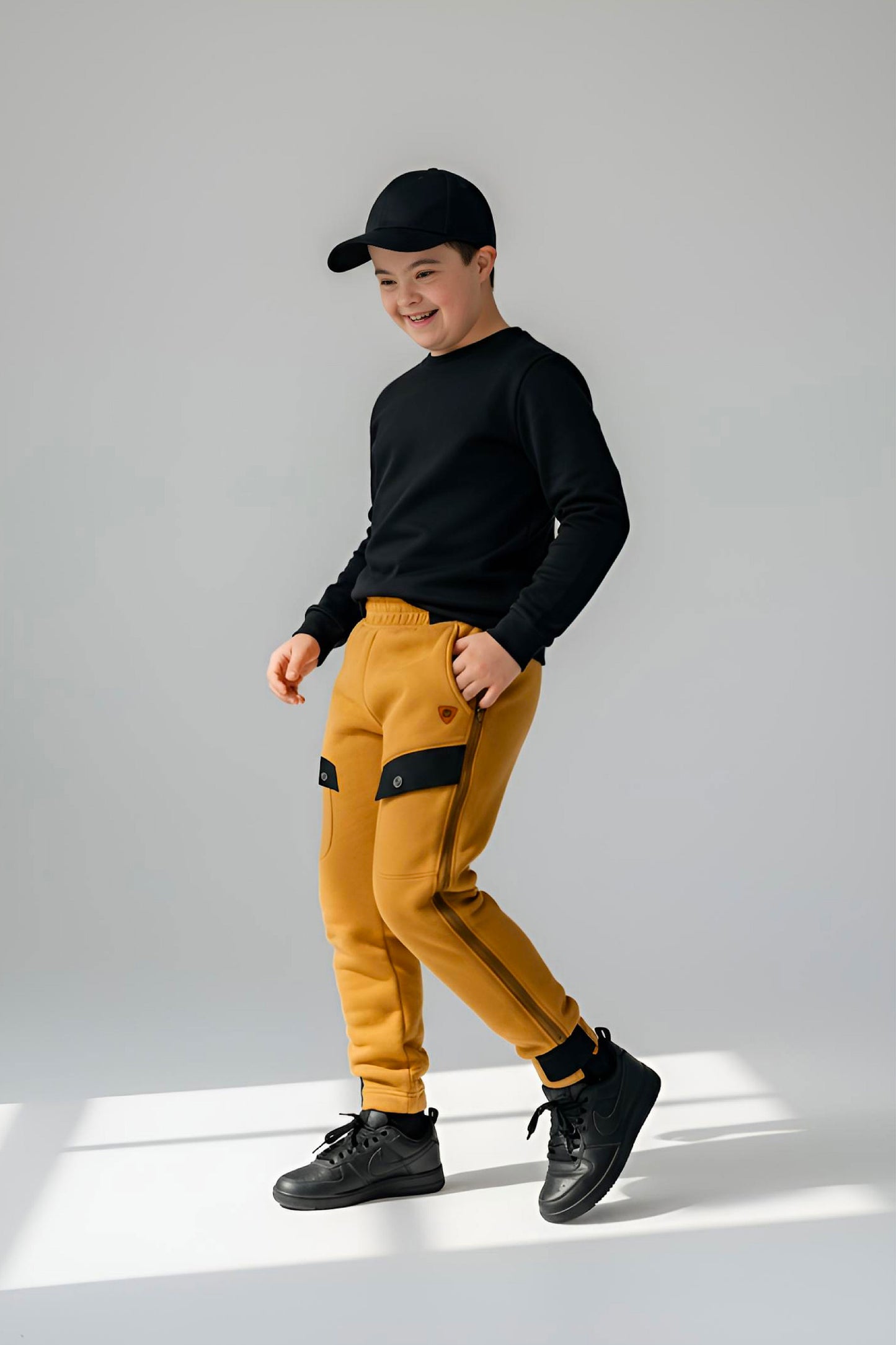 Adaptive Kids Polar Pants: Adjustable Waist, Full Side Zipper for Easy Undressing