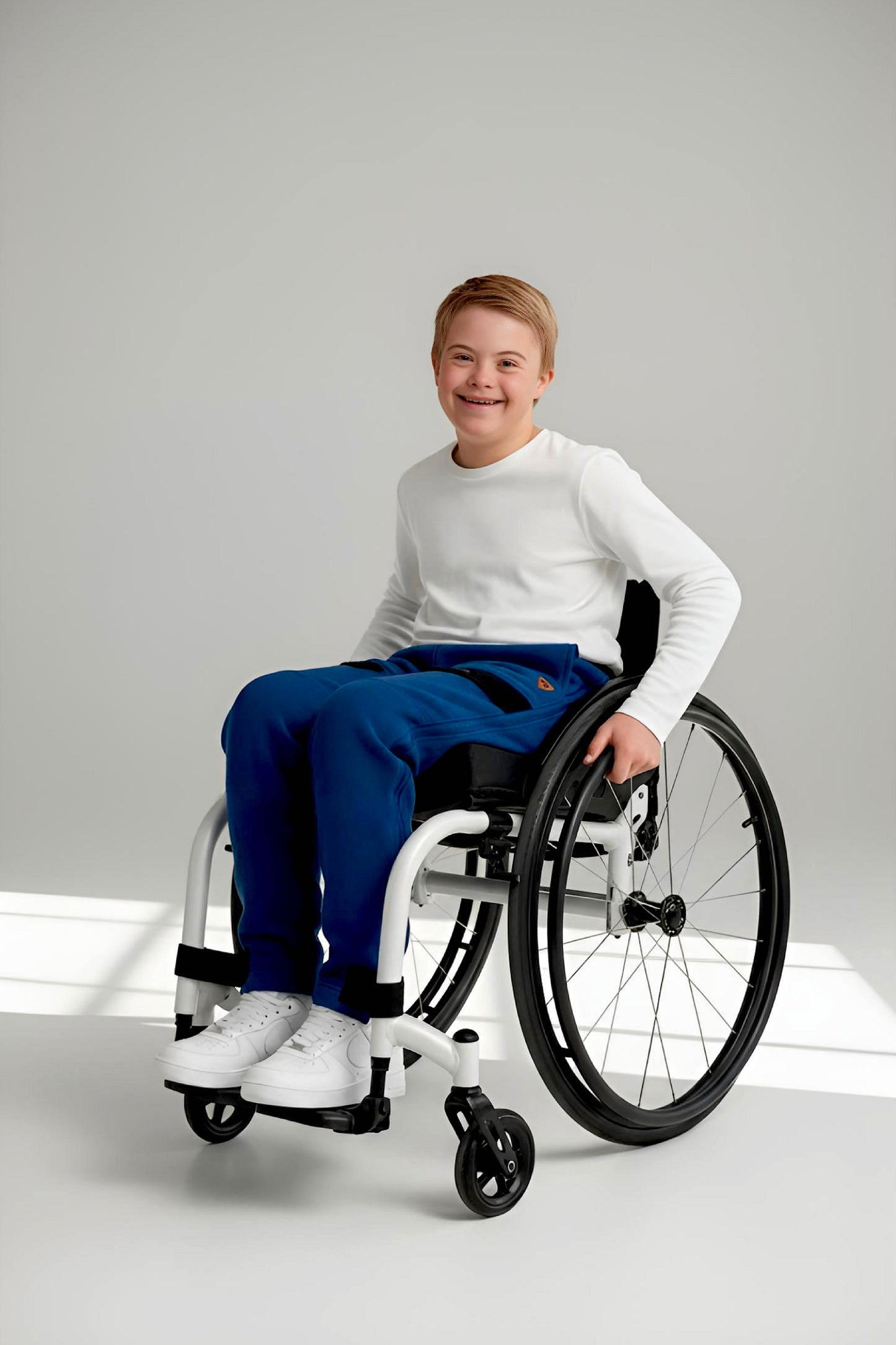 Adaptive Kids Polar Pants: Adjustable Waist, Full Side Zipper for Easy Undressing