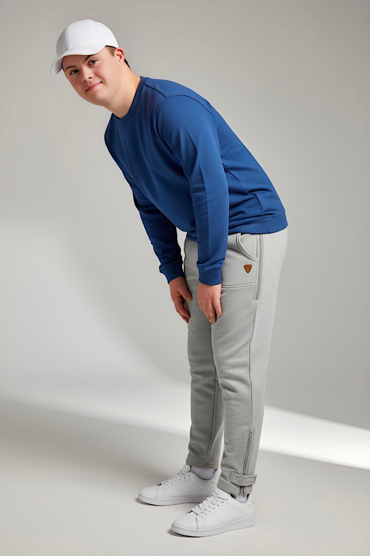 Adaptive Kids Sweatpants: Adjustable Elastic Waist, Zippered Sides for Easy Undressing