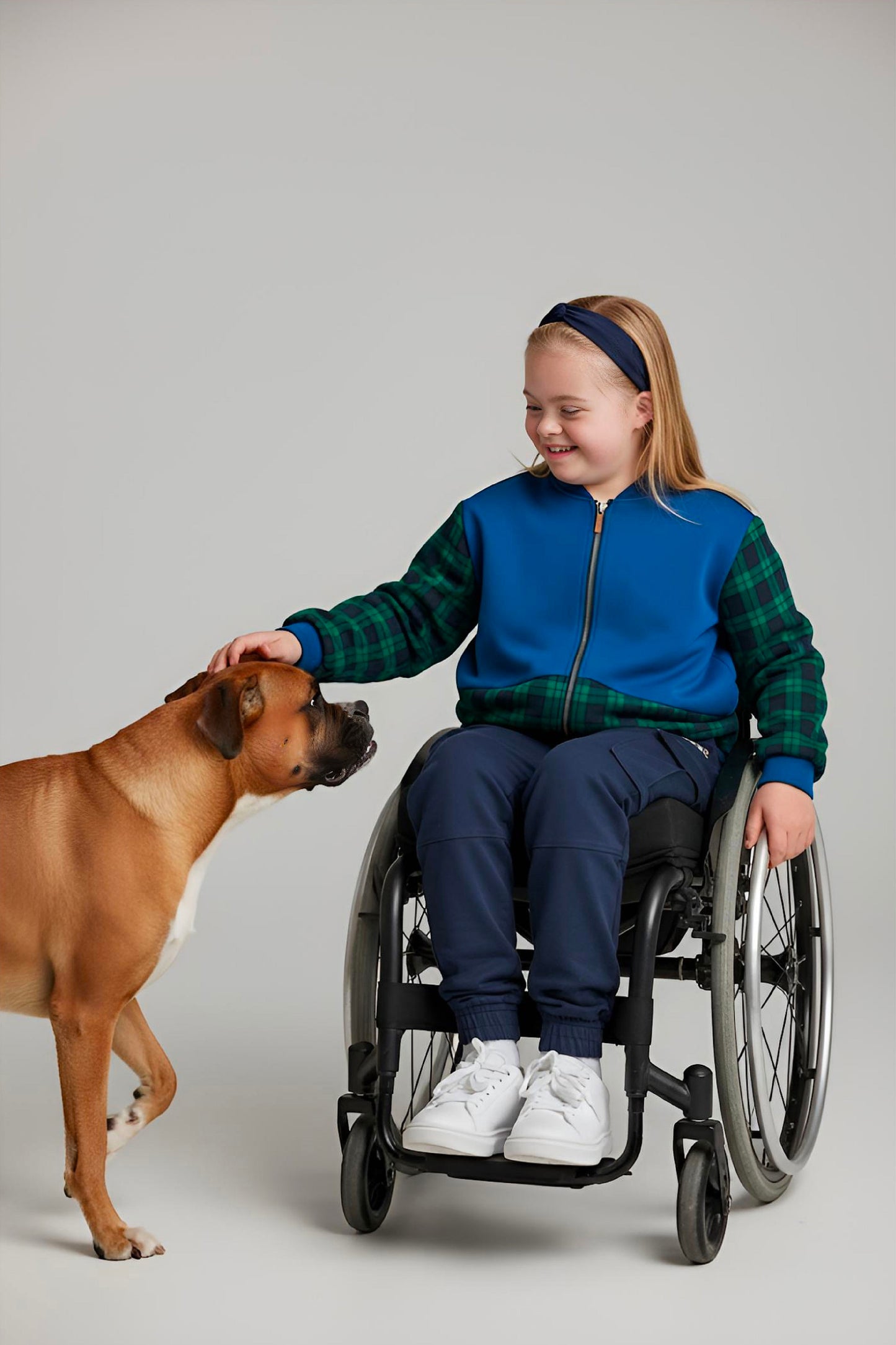 Adaptive Kids Sweatshirt: Magnetic Zipper, Easy-Undressing Sleeves