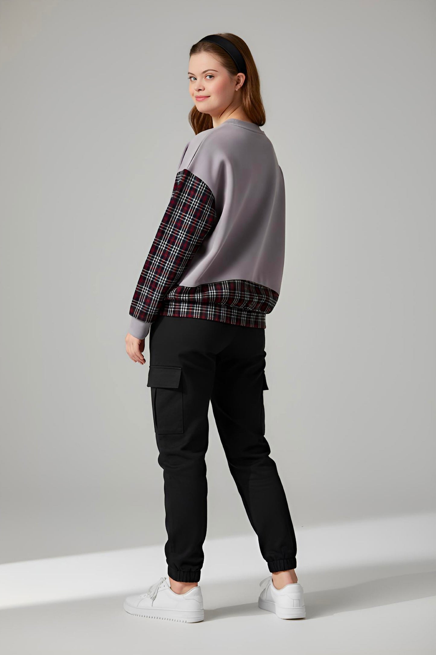 Adaptive Kids Sweatshirt: Magnetic Zipper, Easy-Undressing Sleeves