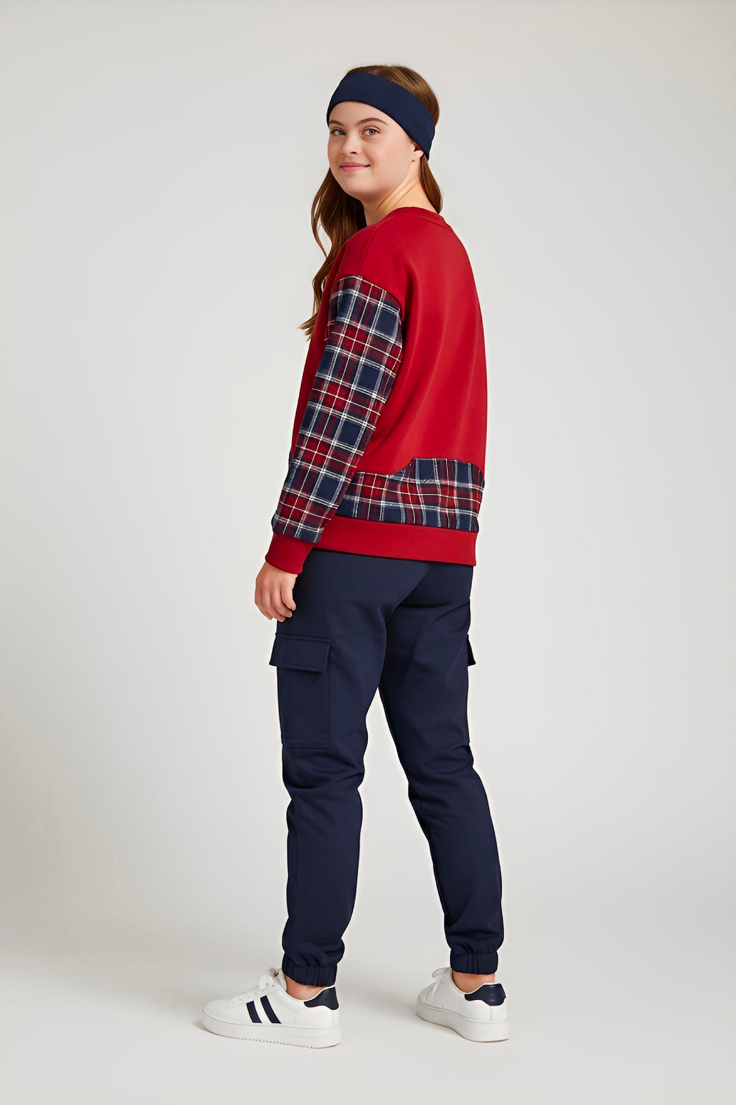 Adaptive Kids Sweatshirt: Magnetic Zipper, Easy-Undressing Sleeves