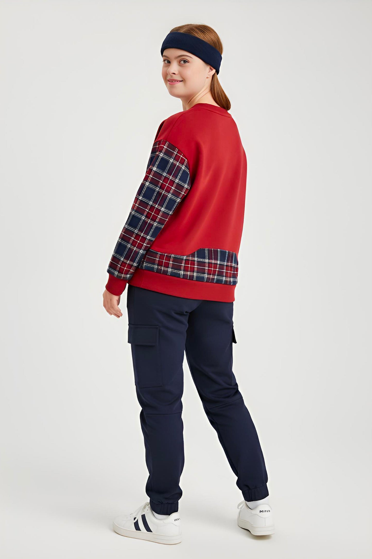 Adaptive Kids Sweatshirt: Magnetic Zipper, Easy-Undressing Sleeves