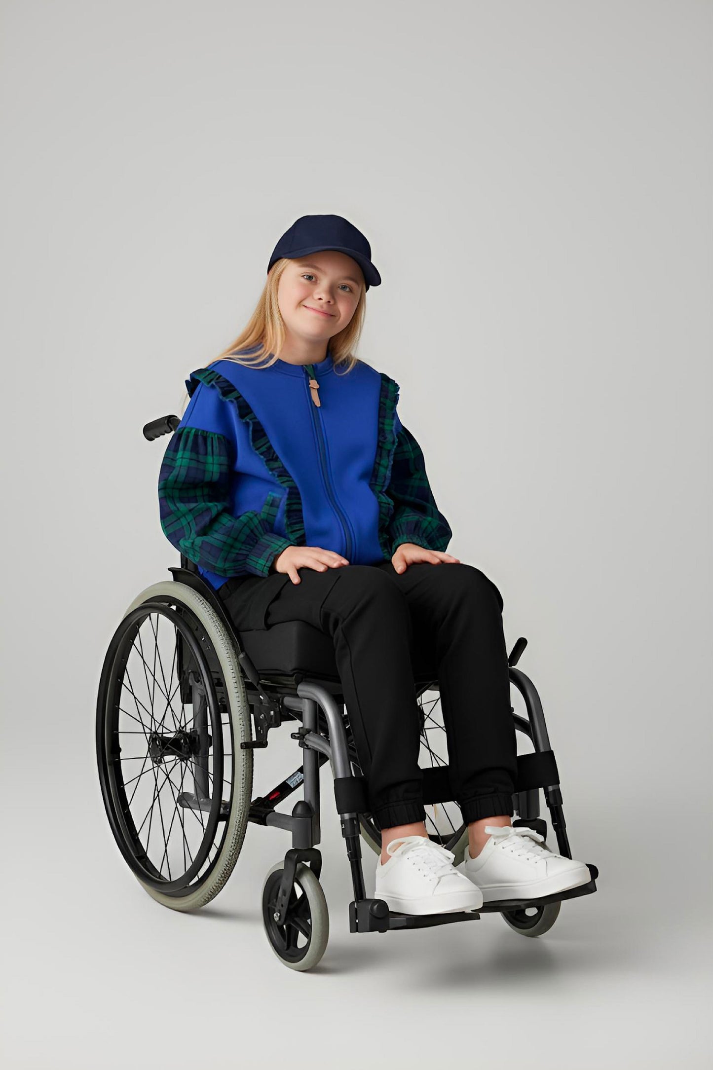 Adaptive Kids Sweatshirt, with Pockets, Magnetic Zipper & Easy-Undressing Sleeves