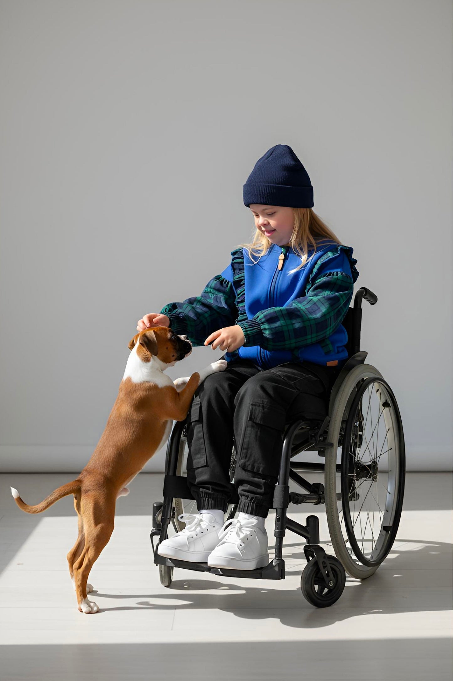 Adaptive Kids Sweatshirt, with Pockets, Magnetic Zipper & Easy-Undressing Sleeves