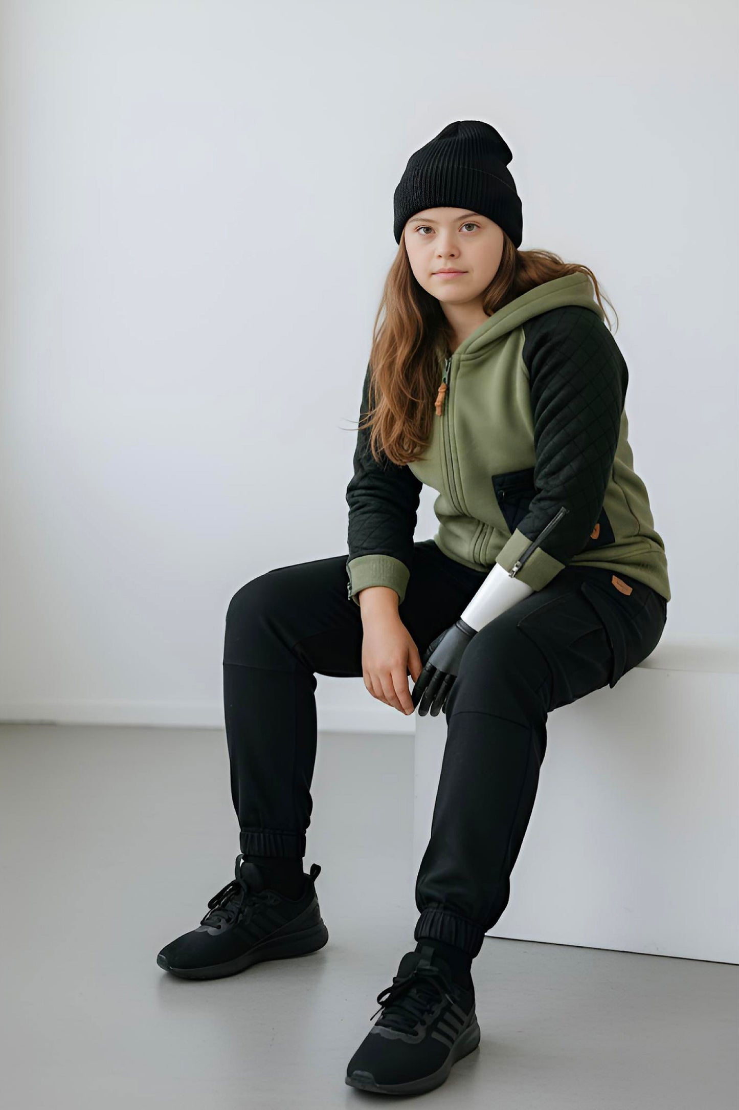 Adaptive Kids Hoodie, With Magnetic Zipper For Easy-Undressing, Fashion Sleeve & Pocket