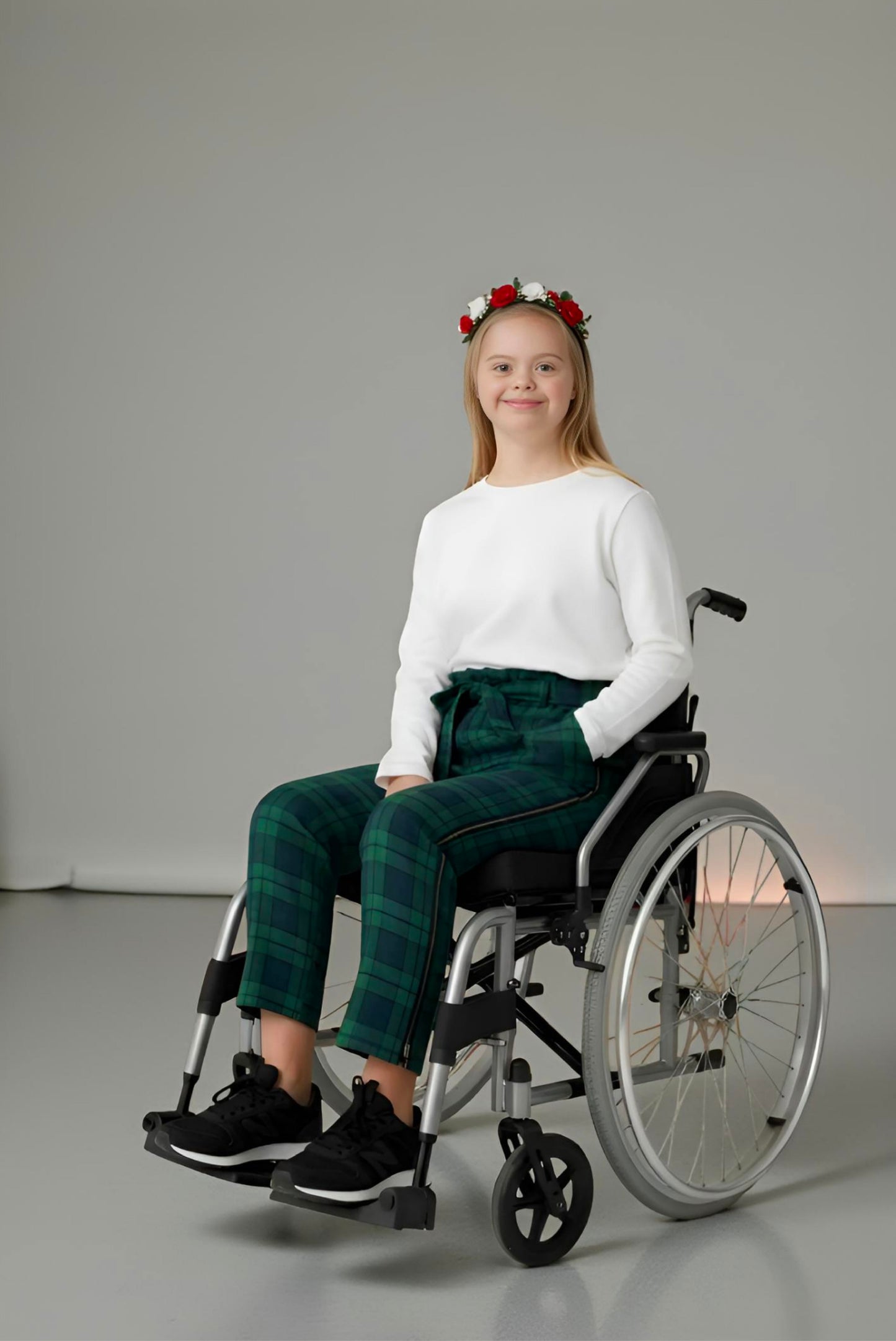 Adaptive Kids Stretch Pants: Elastic Waistband, Full Side Zipper for Easy Undressing