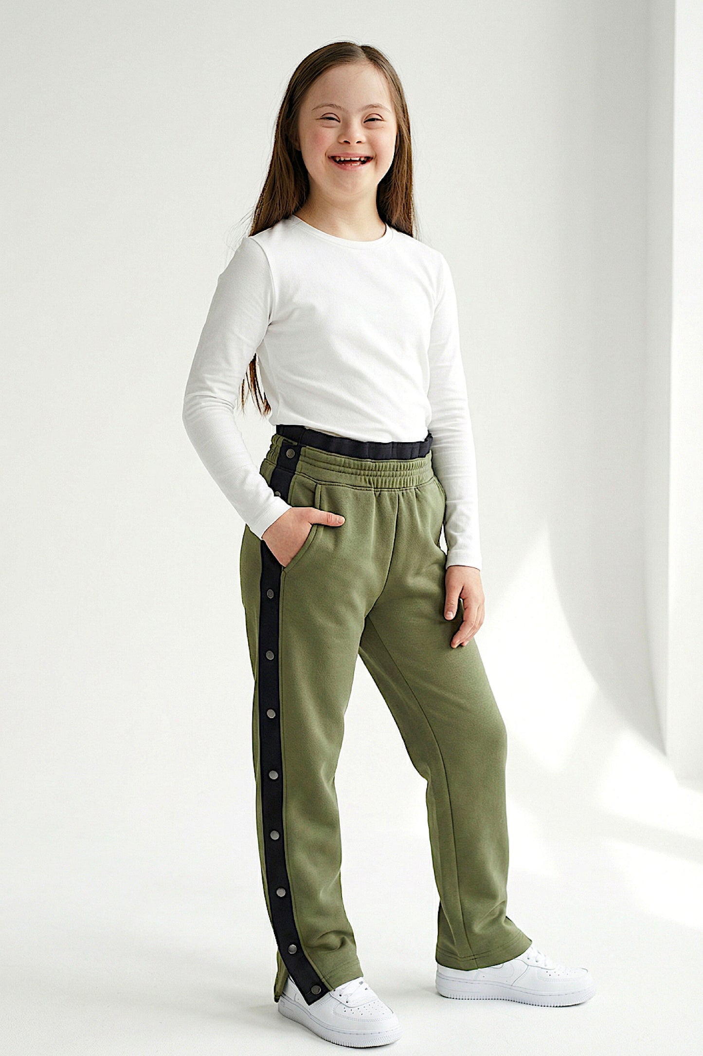 Adaptive Kids Sweatpants, with Full Elastic Waist & Side Full Zipper for Easy Undressing