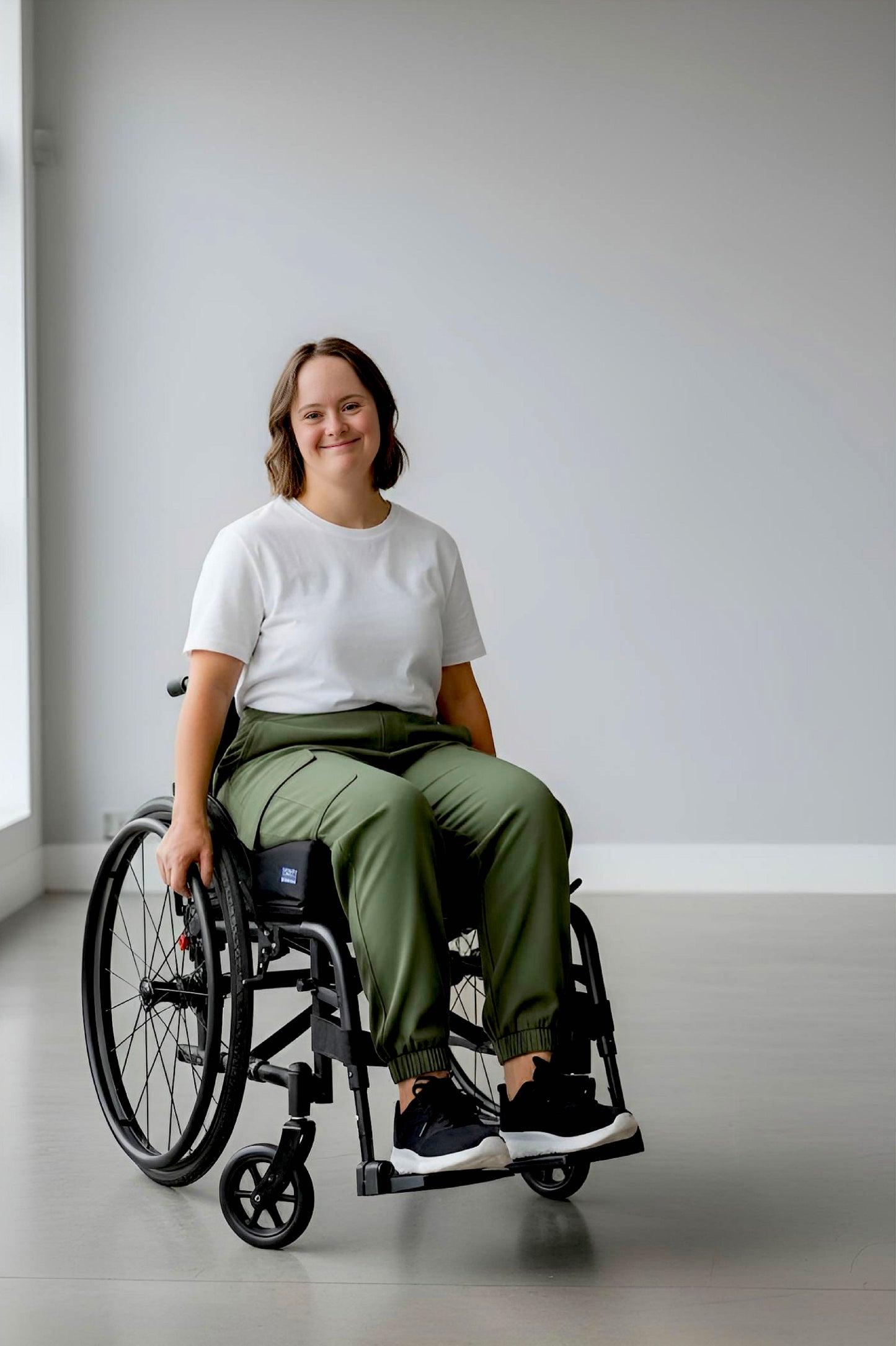 Women's Adaptive Clothing: Stretch Classic Cargo Pocket Pant, Elastic Waistband, Zipper Each Side for Easy Dressing