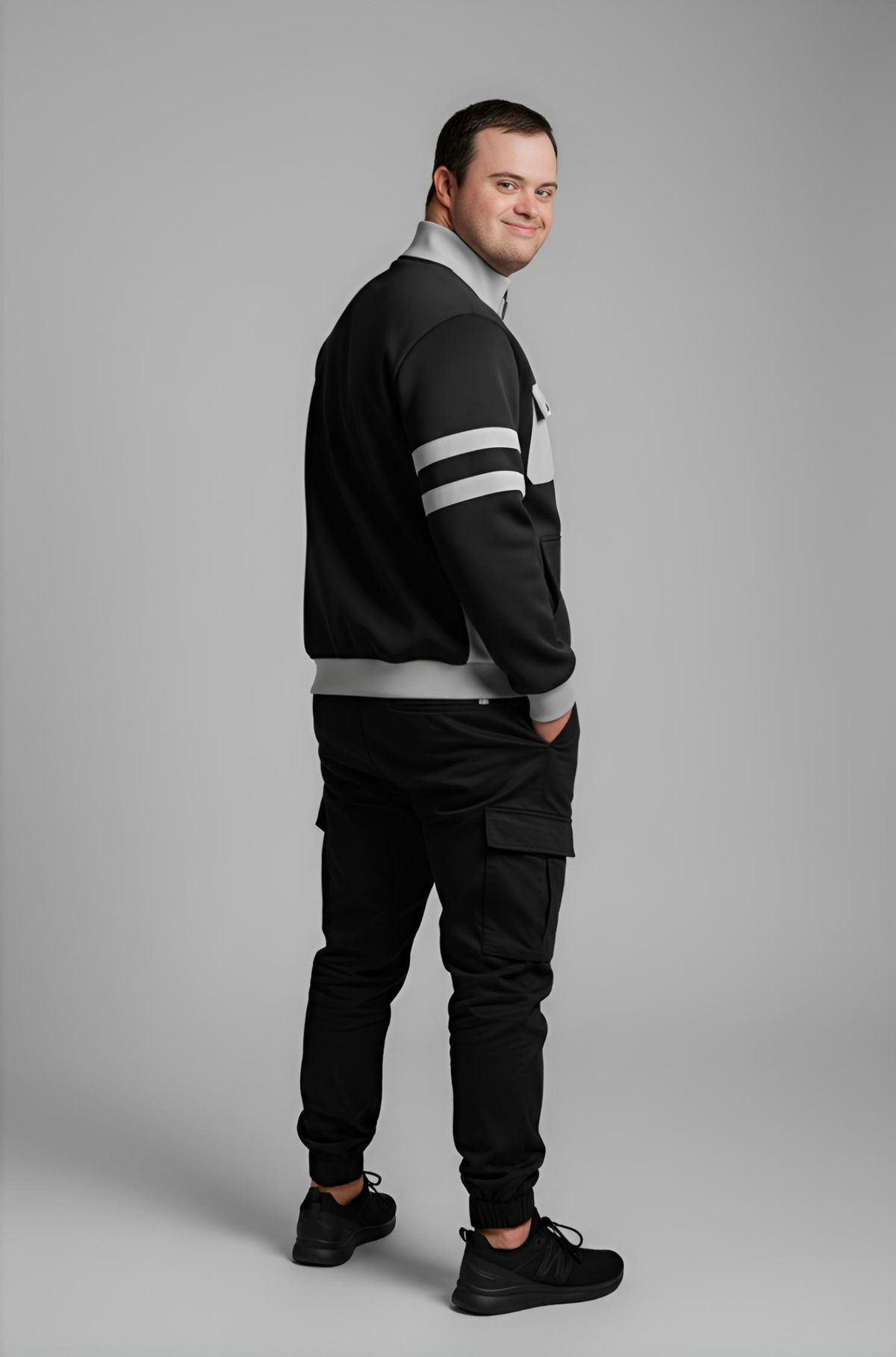 Men’s Adaptive Clothing Sweatshirt Magnetic Zipper Jacket, Collar & Cargo Pocket, Inside Chest Pocket Ring for Passing a Medical Tube