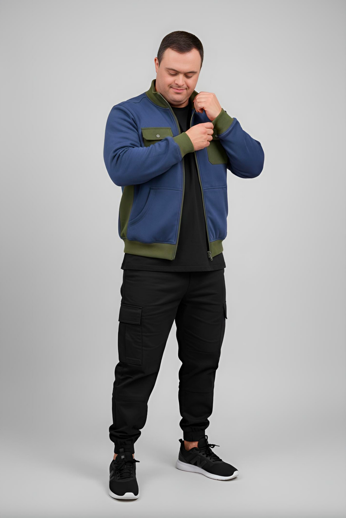 Men’s Adaptive Clothing Sweatshirt Magnetic Zipper Jacket, Collar & Cargo Pocket, Inside Chest Pocket Ring for Passing a Medical Tube