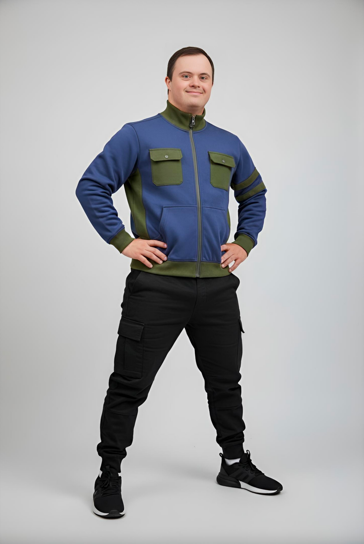 Men’s Adaptive Clothing Sweatshirt Magnetic Zipper Jacket, Collar & Cargo Pocket, Inside Chest Pocket Ring for Passing a Medical Tube