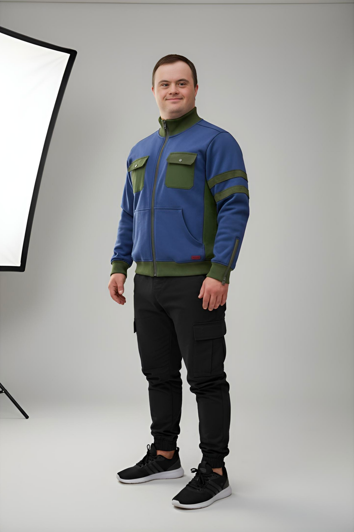Men’s Adaptive Clothing Sweatshirt Magnetic Zipper Jacket, Collar & Cargo Pocket, Inside Chest Pocket Ring for Passing a Medical Tube